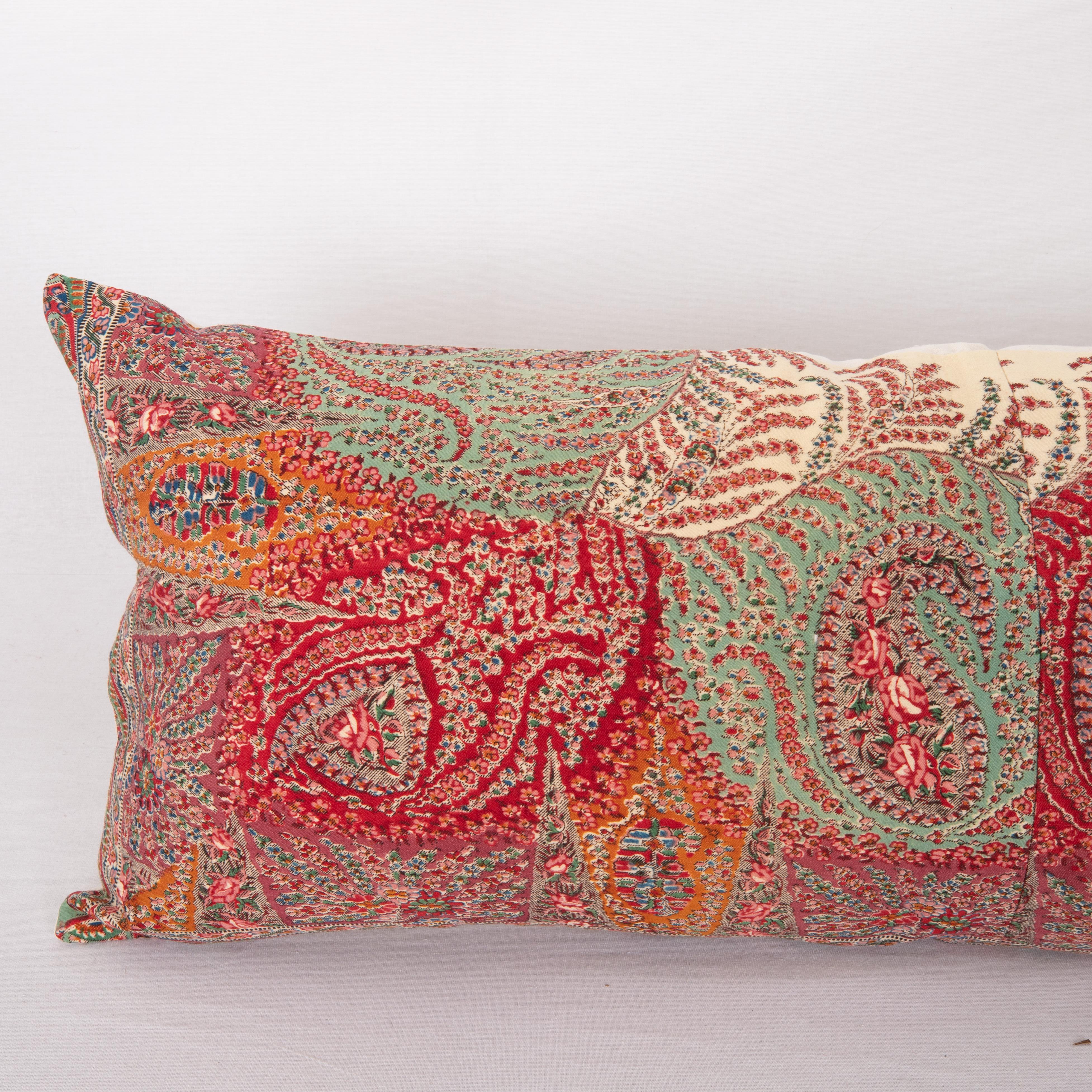 Late Victorian Pillow Cover Made from an English Printed Shawl, 19th C. For Sale