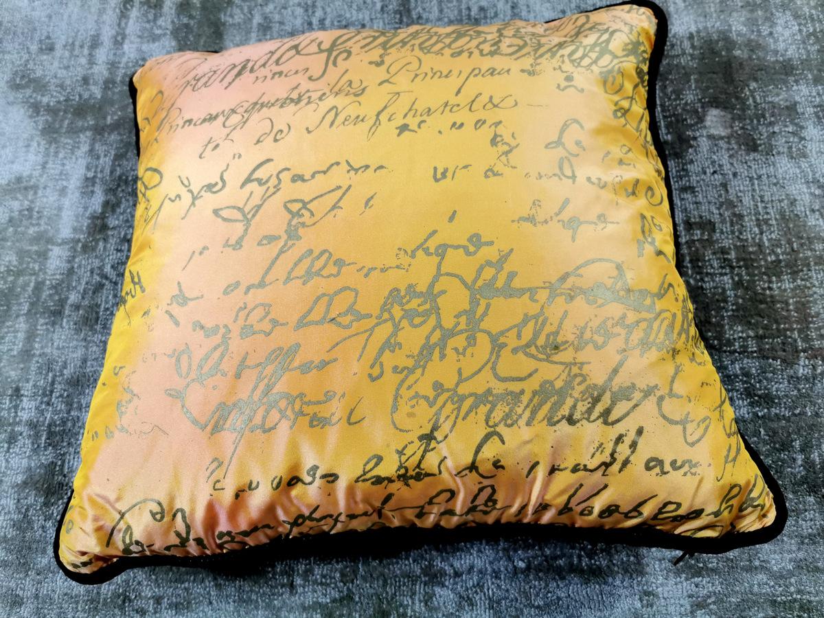  Single silk handmade pillow on both sides, feather filling. Designer Carolyn Quatermaine. The textile artist and designer Carolyn Quartermaine (educated at the Royal College of Art in London) was attracted by the decorative lines of the old French