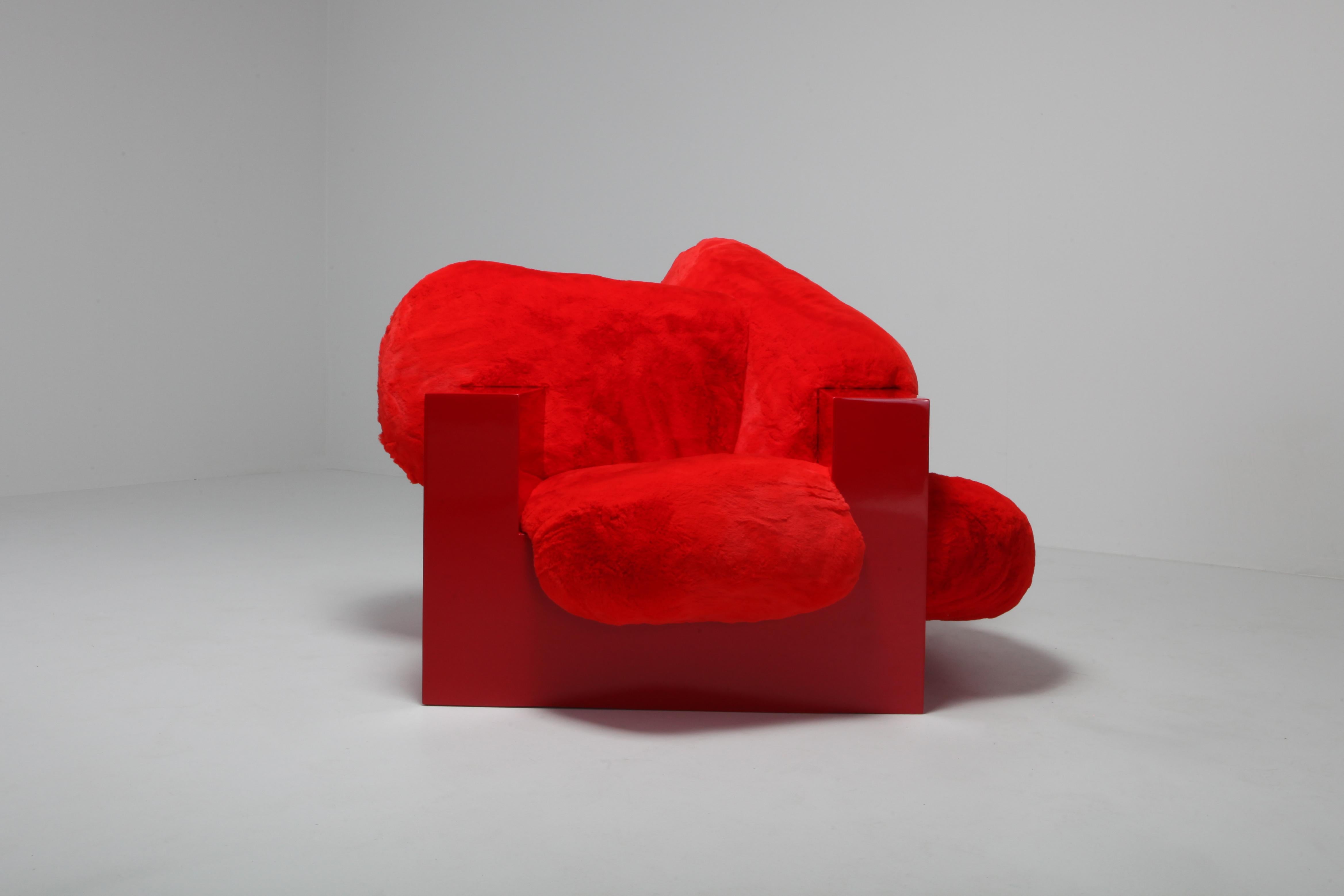 'Pillow Lounge Chair' in Red Lacquer and Faux Fur by Schimmel & Schweikle In Excellent Condition In Antwerp, BE