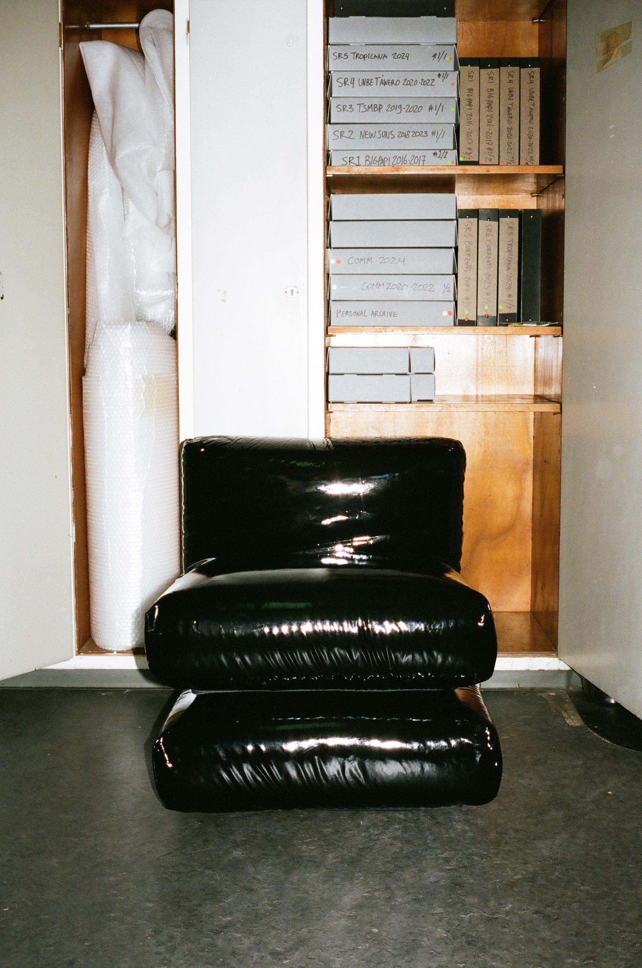 XXIe siècle et contemporain Pillow Sofa x KASSL, Muller Van Severen, coton laqué, Module d'angle en vente