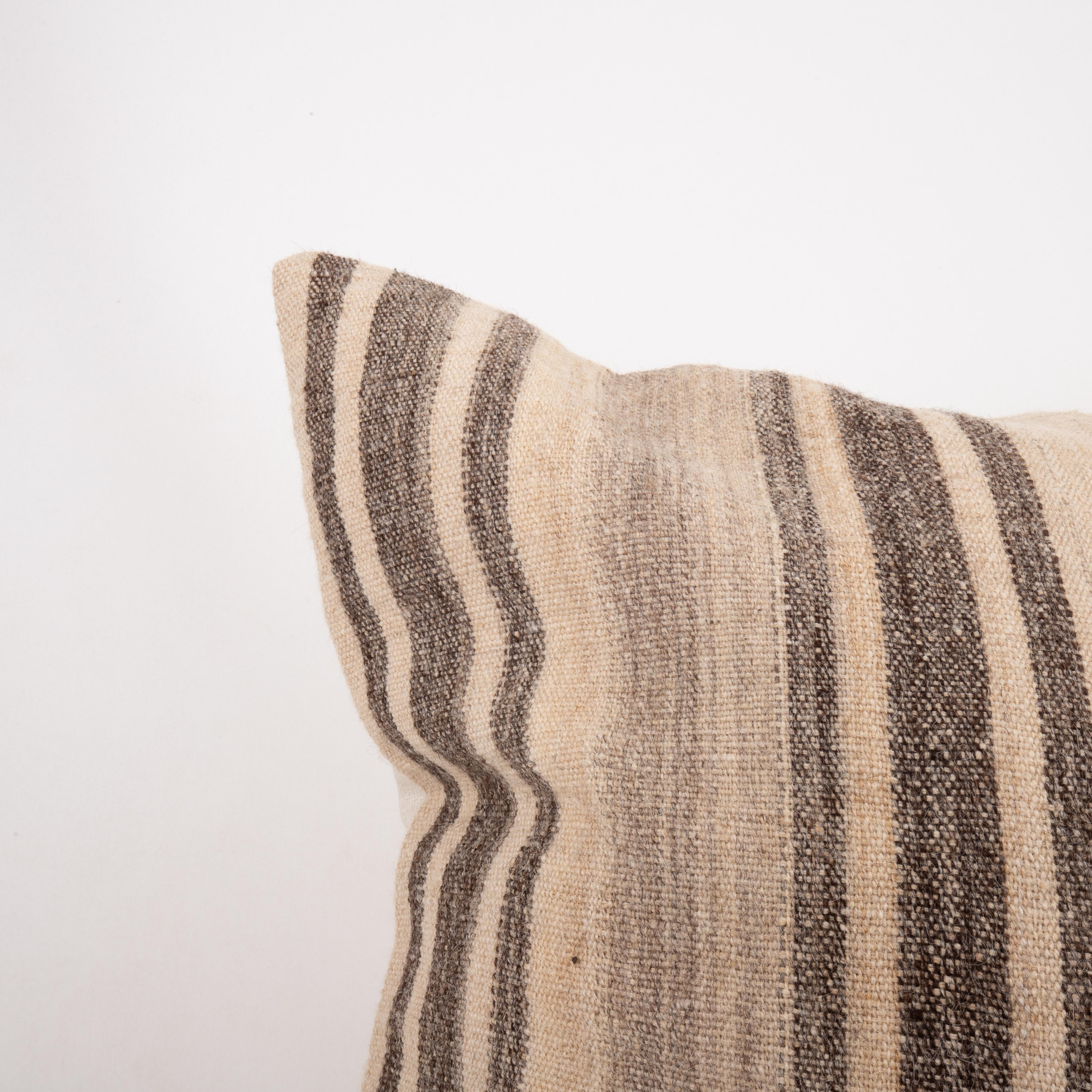 Kilim Pillowcase does not come with an insert. Linen in the back. Zipper closure. Dry For Sale