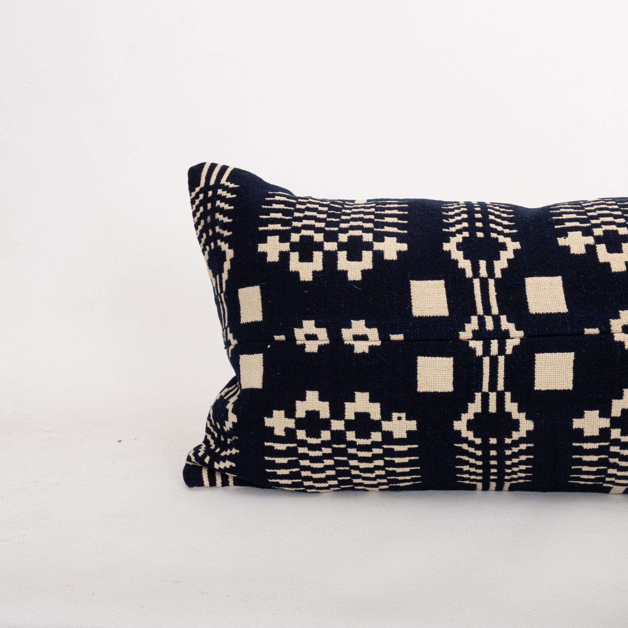 Funda de almohada hecha a partir de una colcha de lino americana del siglo XIX clásico estadounidense en venta