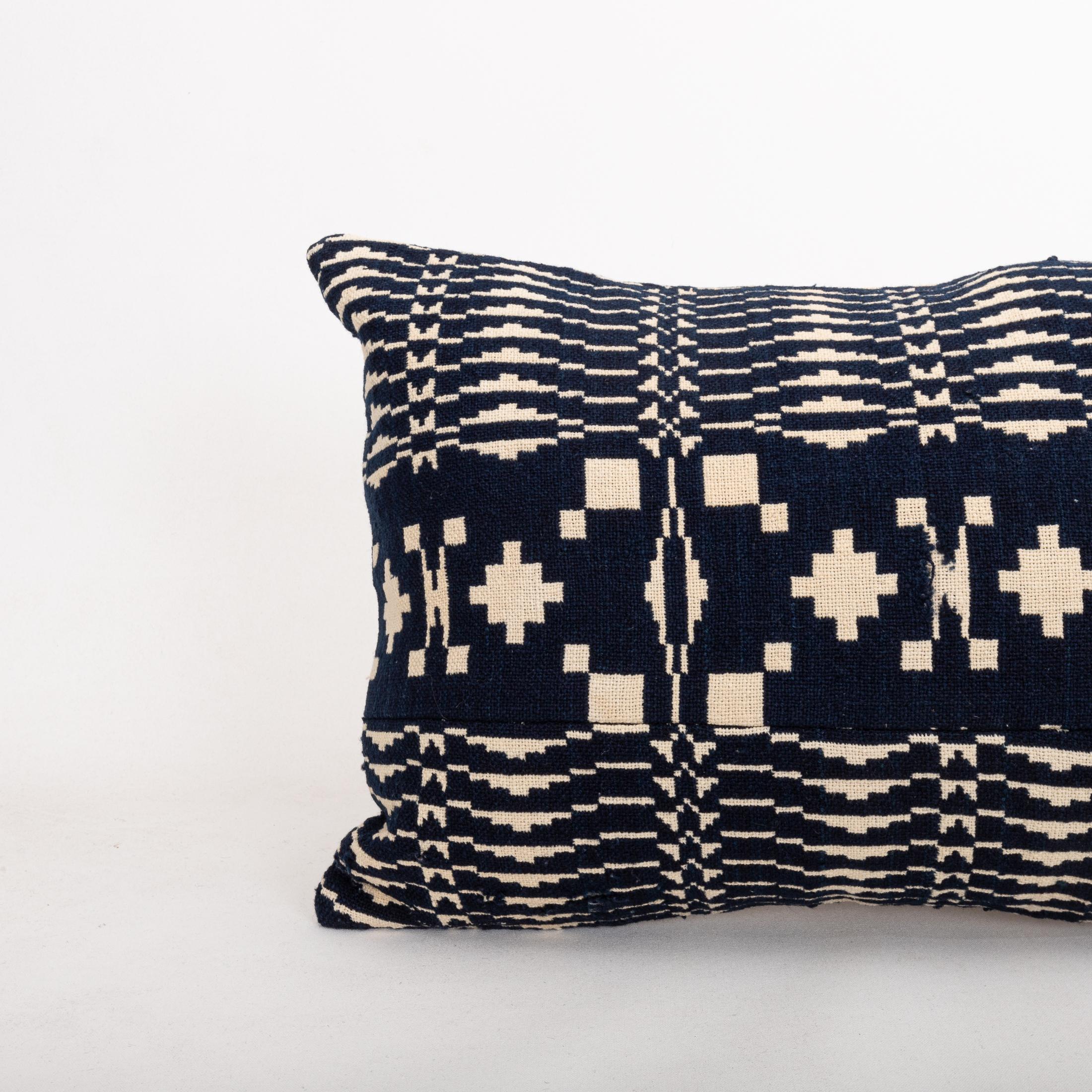 Funda de almohada hecha a partir de una colcha de lino americana del siglo XIX clásico estadounidense en venta