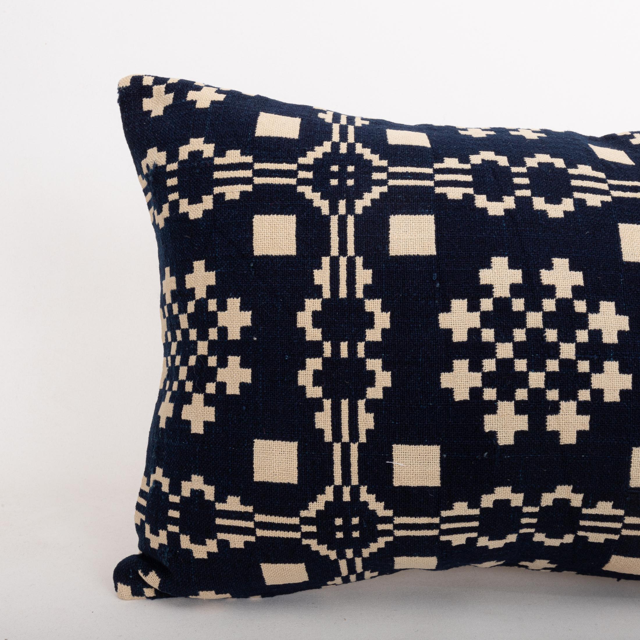 Funda de almohada hecha a partir de una colcha de lino americana del siglo XIX clásico estadounidense en venta