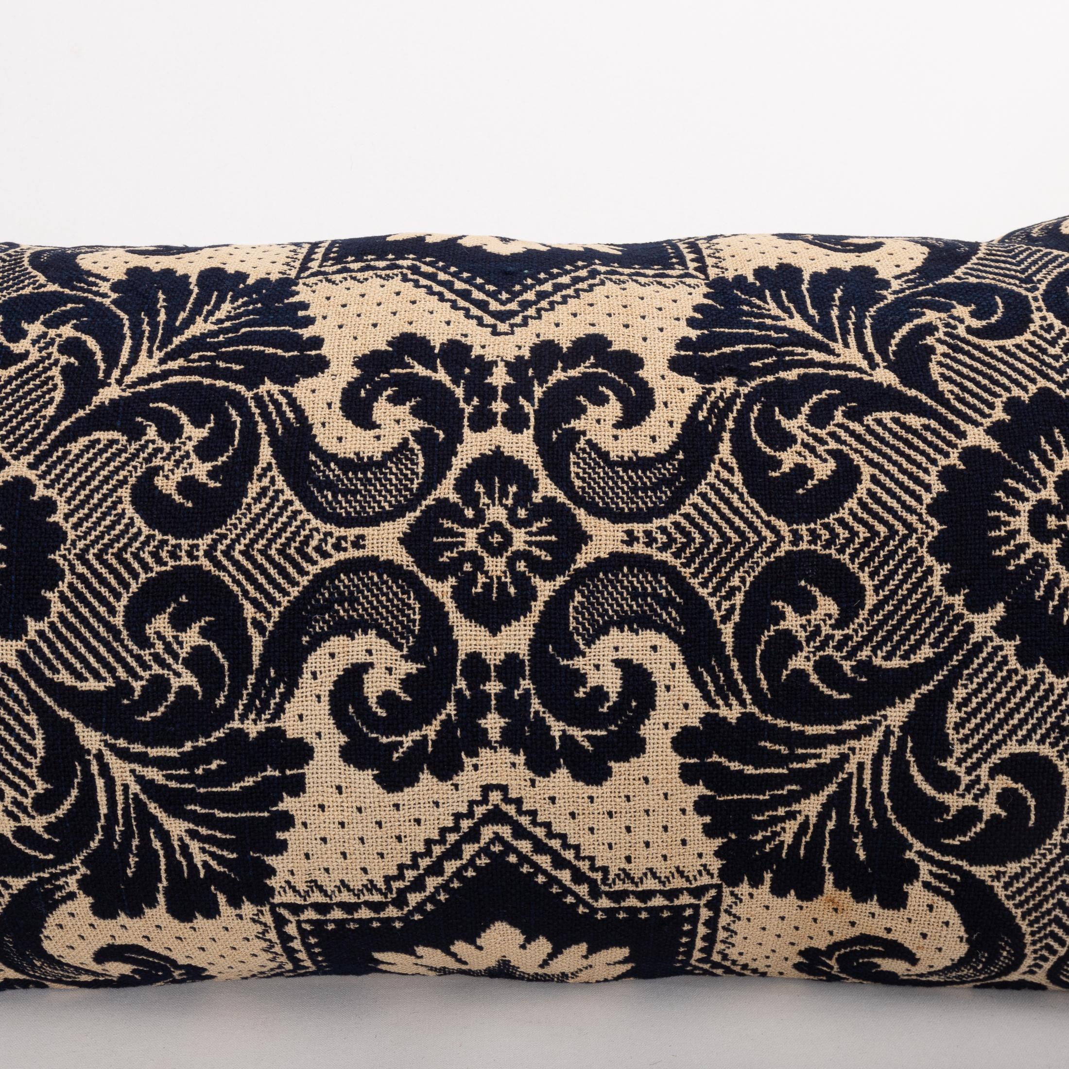 Funda de almohada hecha a partir de una colcha de lino americana del siglo XIX Estadounidense en venta