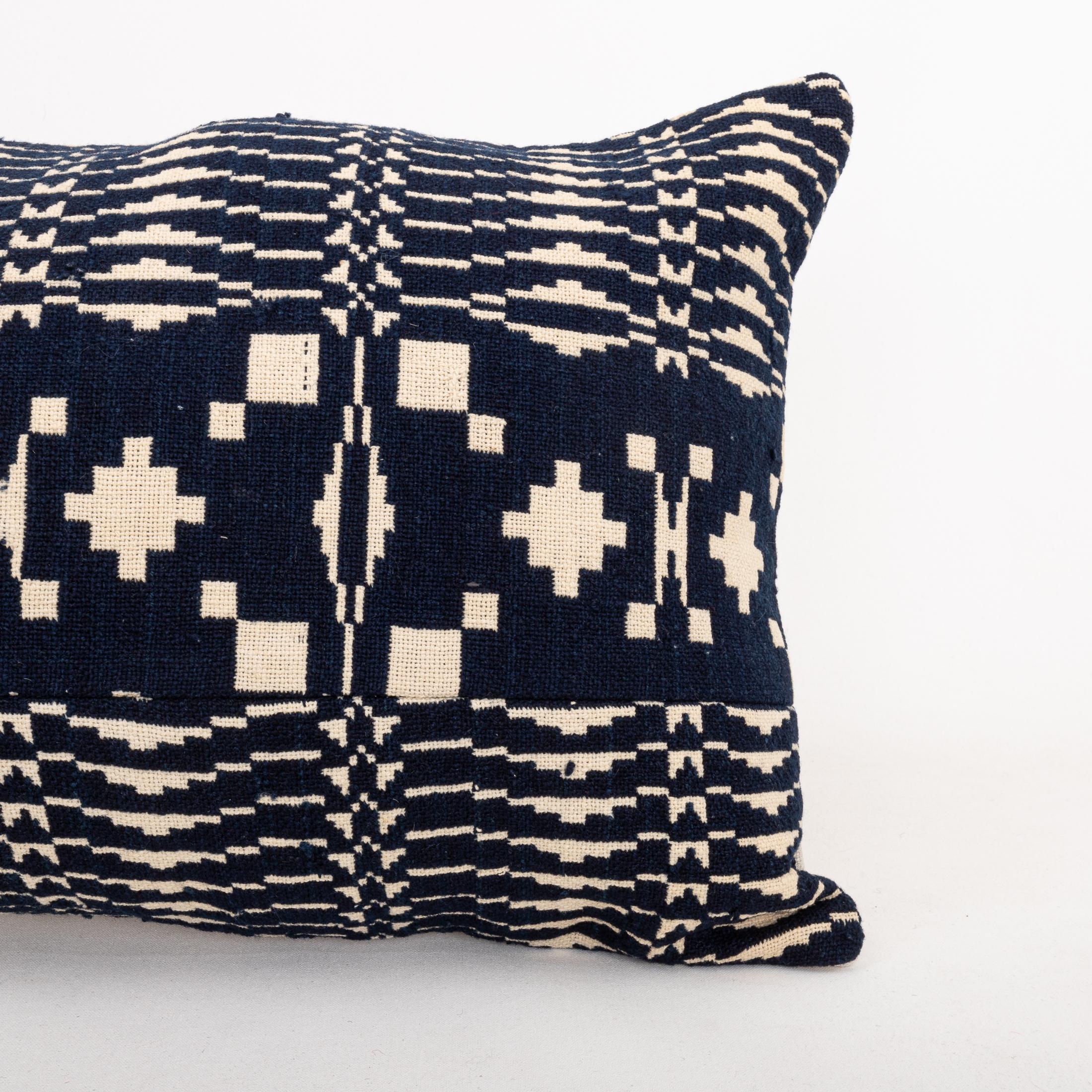 Funda de almohada hecha a partir de una colcha de lino americana del siglo XIX Tejido en venta