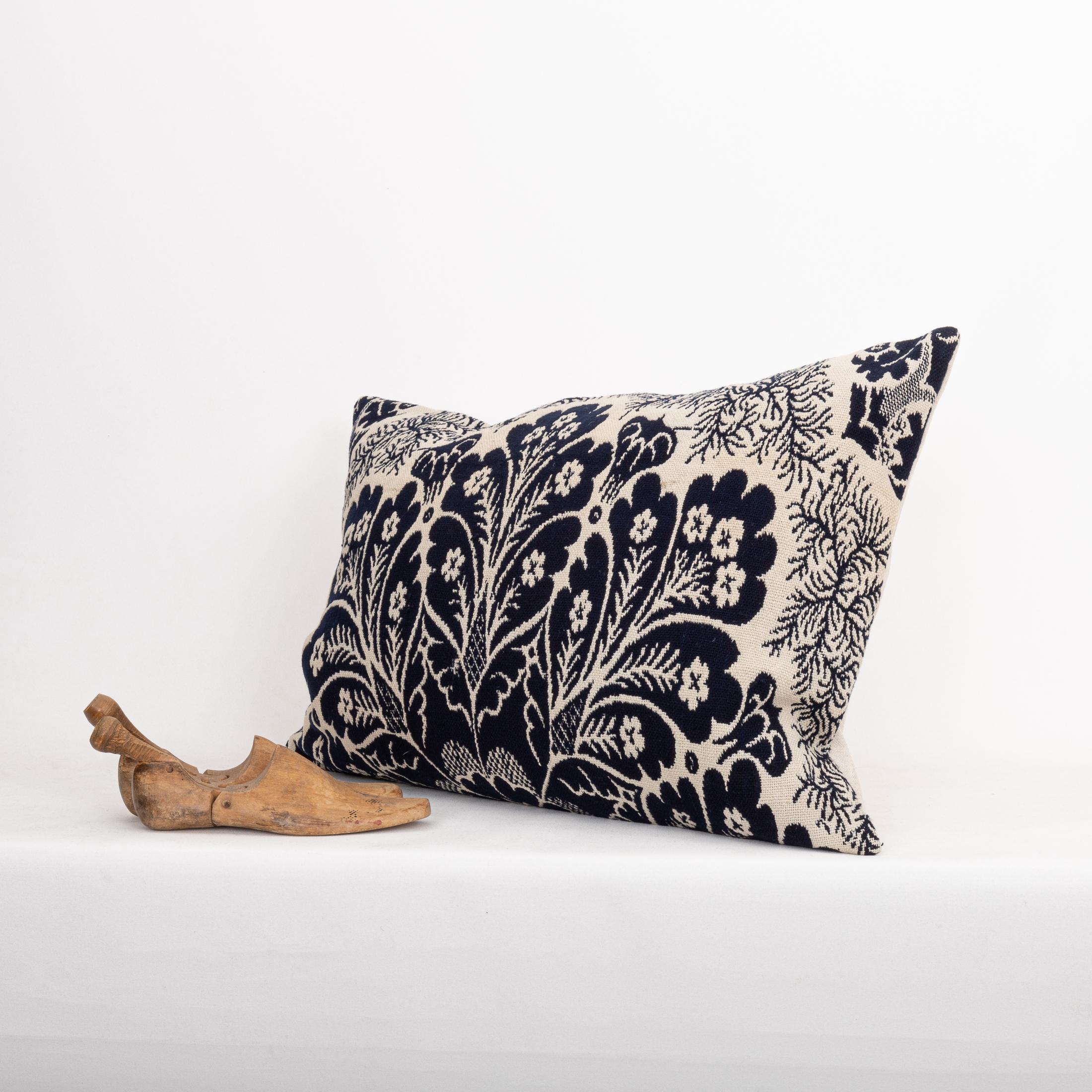 Funda de almohada hecha a partir de una colcha de lino americana del siglo XIX Lino en venta