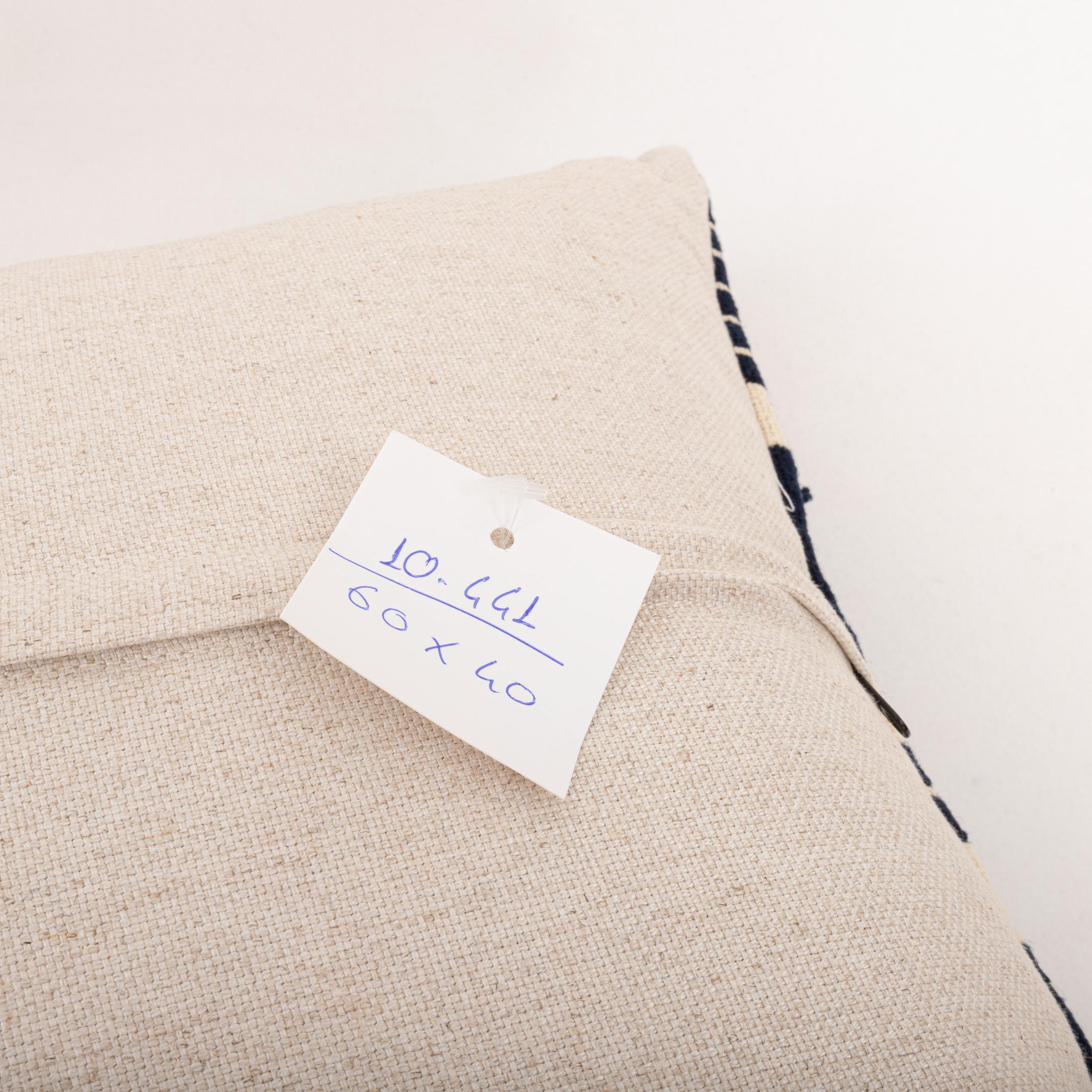 Pillowcase Made from a 19th C. American Linen Coverlet For Sale 1