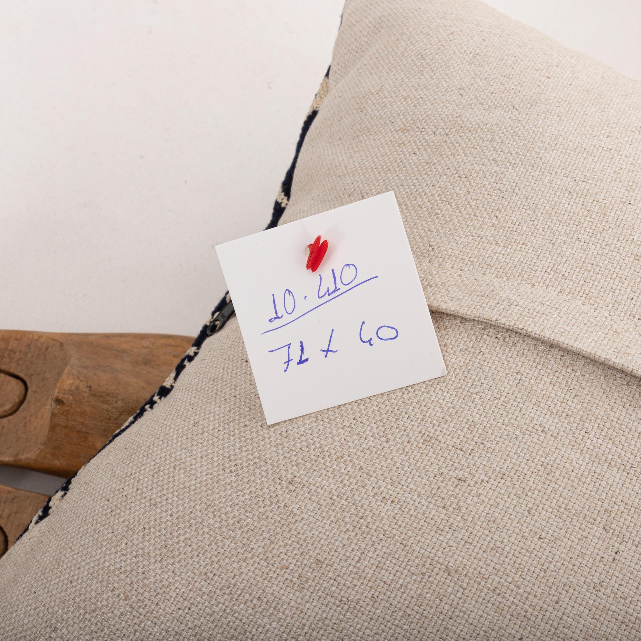 Funda de almohada hecha a partir de una colcha de lino americana del siglo XIX en venta 2