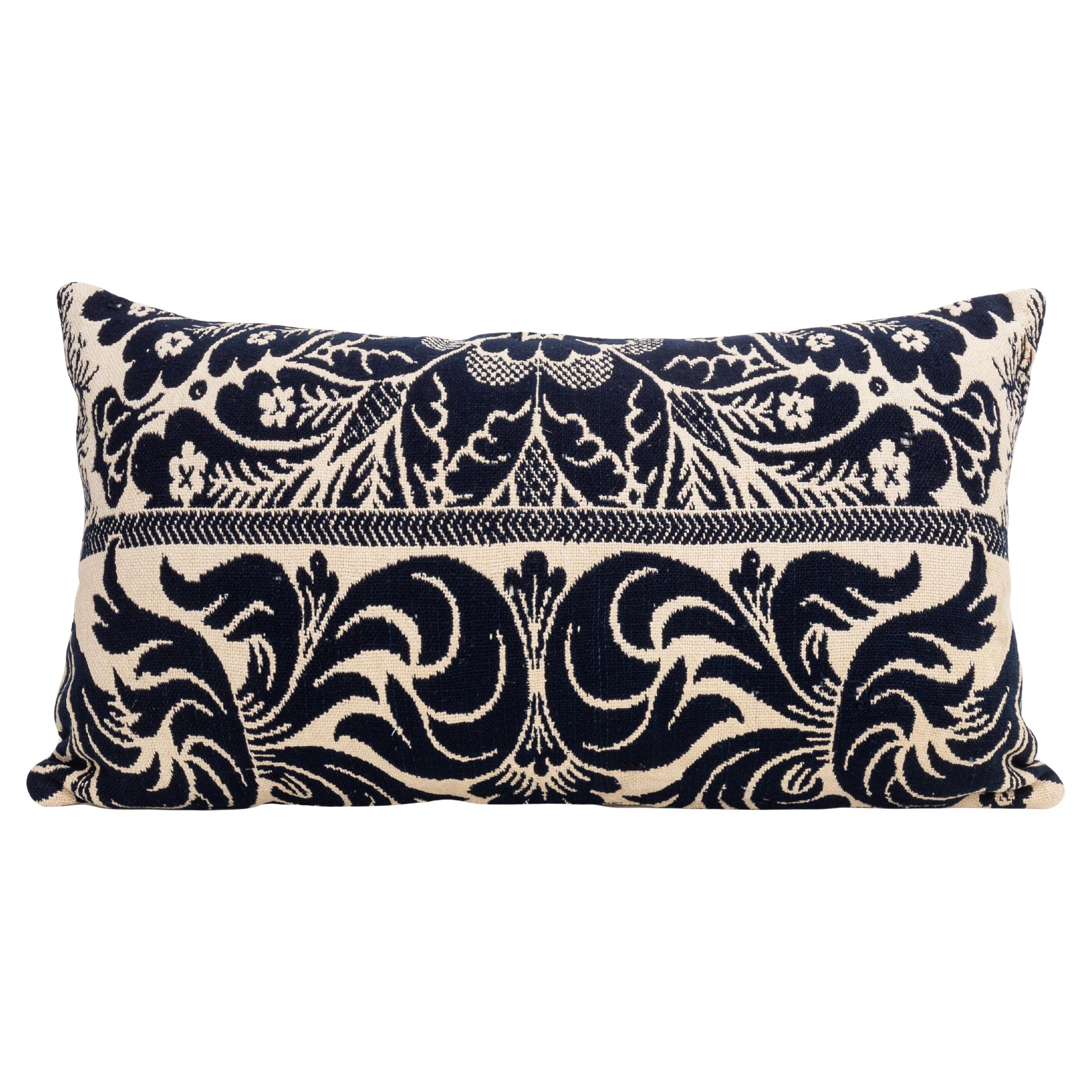 Funda de almohada hecha a partir de una colcha de lino americana del siglo XIX