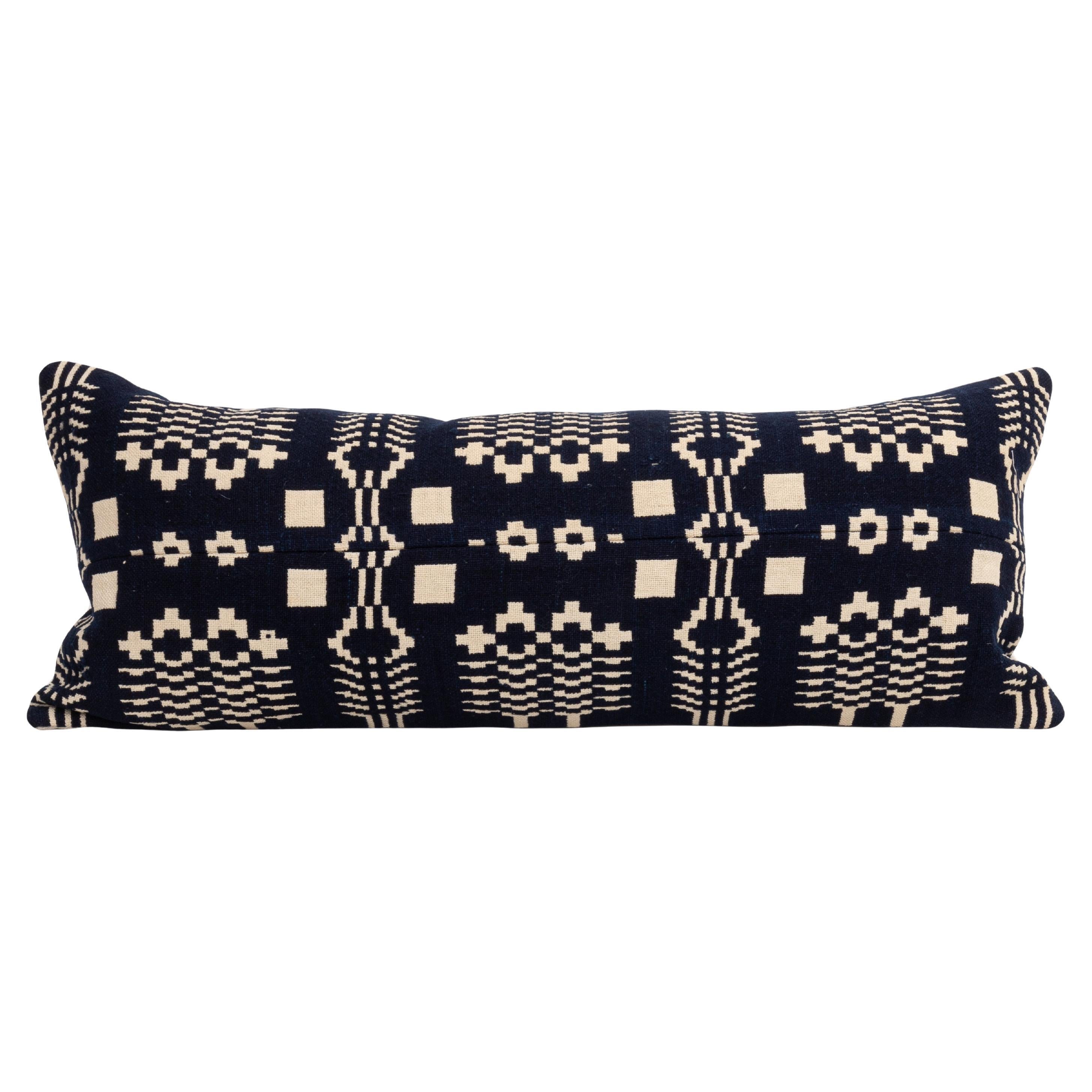 Funda de almohada hecha a partir de una colcha de lino americana del siglo XIX