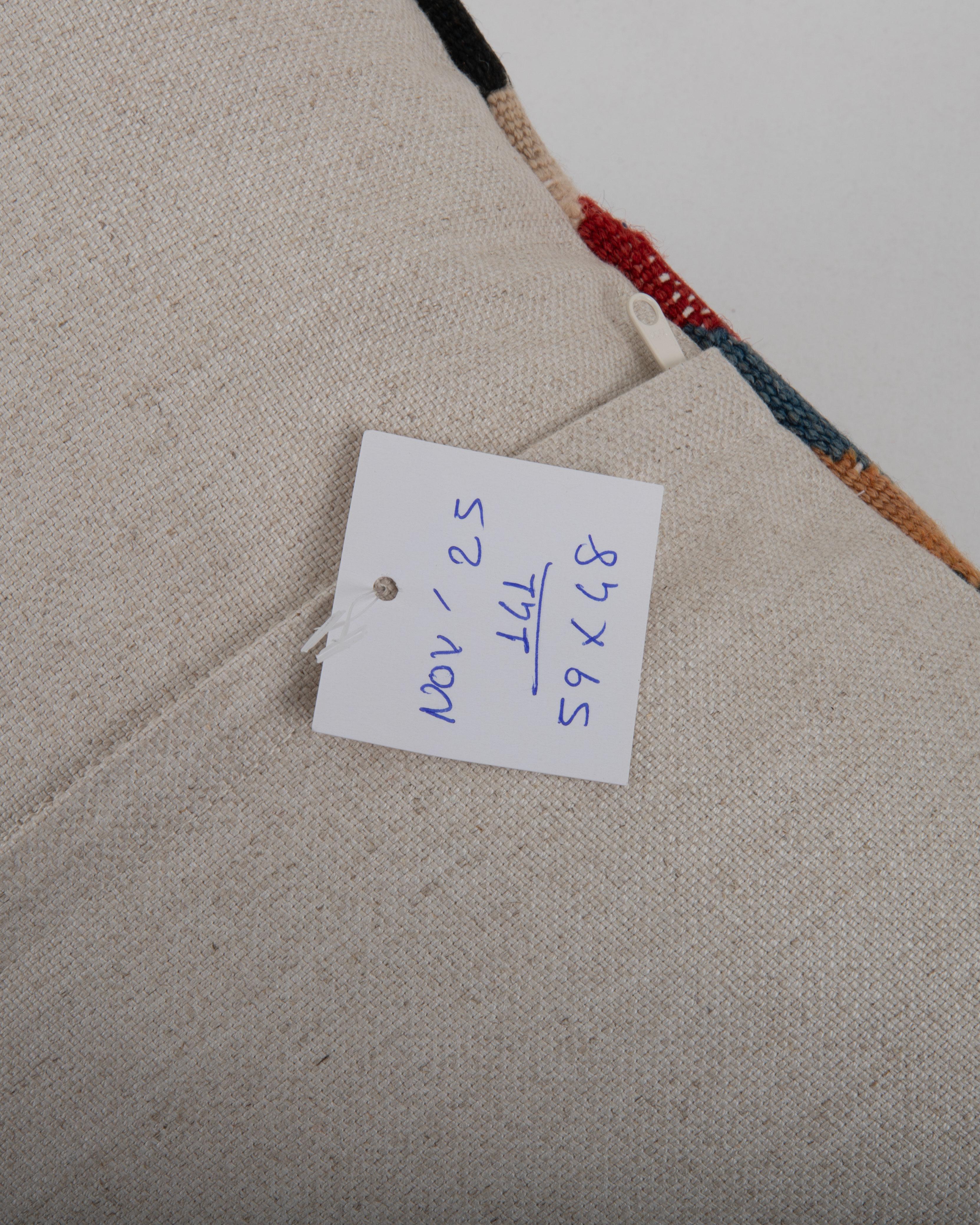 Lana Federa ricavata da un kilim del XIX secolo. Azarbaijan, XIX secolo. in vendita