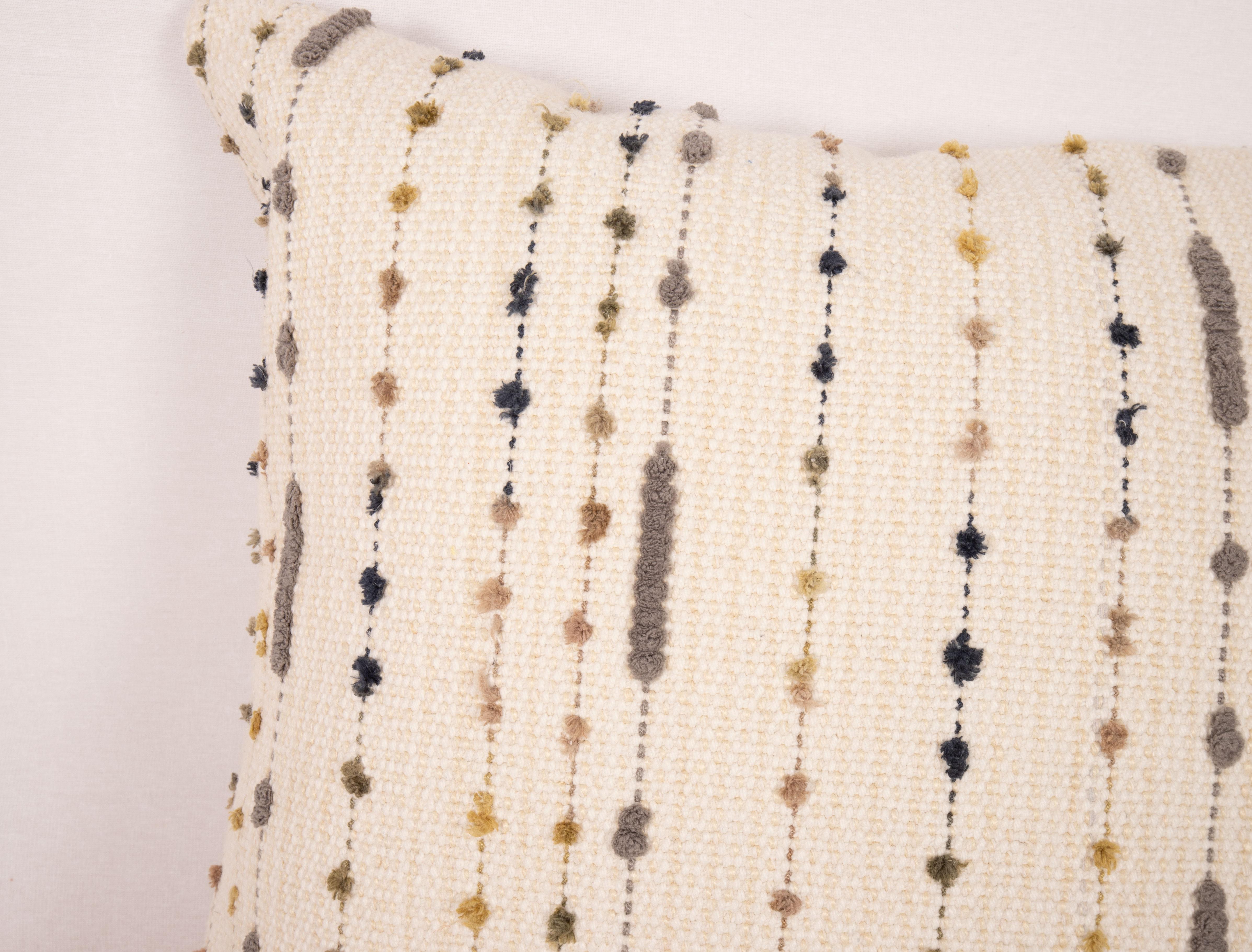 Tissé à la main Coussin d'oreiller fabriqué à partir d'un Kilim en coton contemporain en vente