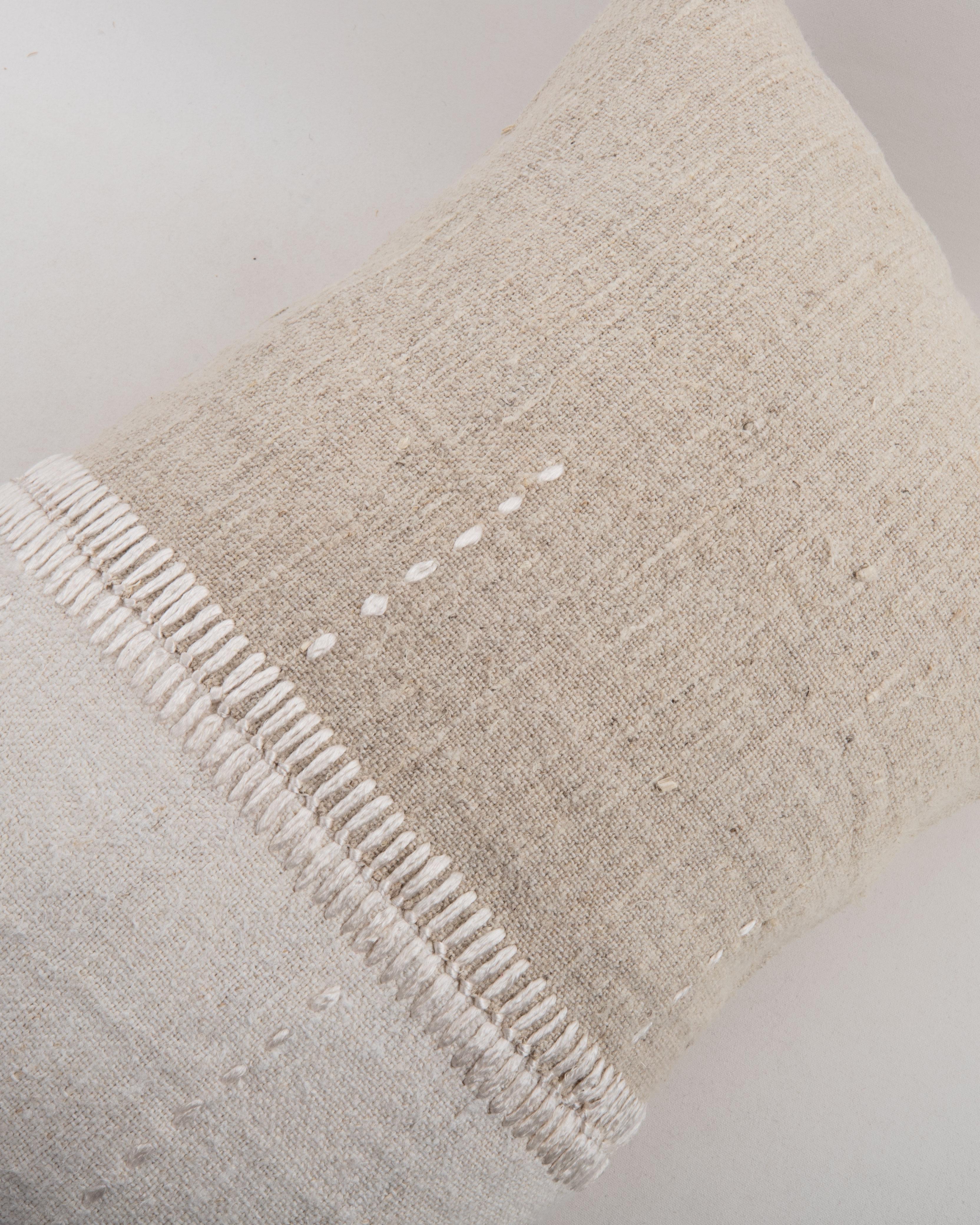 Pillowcase Made from a Contemporary Hemp Weaving In Good Condition For Sale In Istanbul, TR