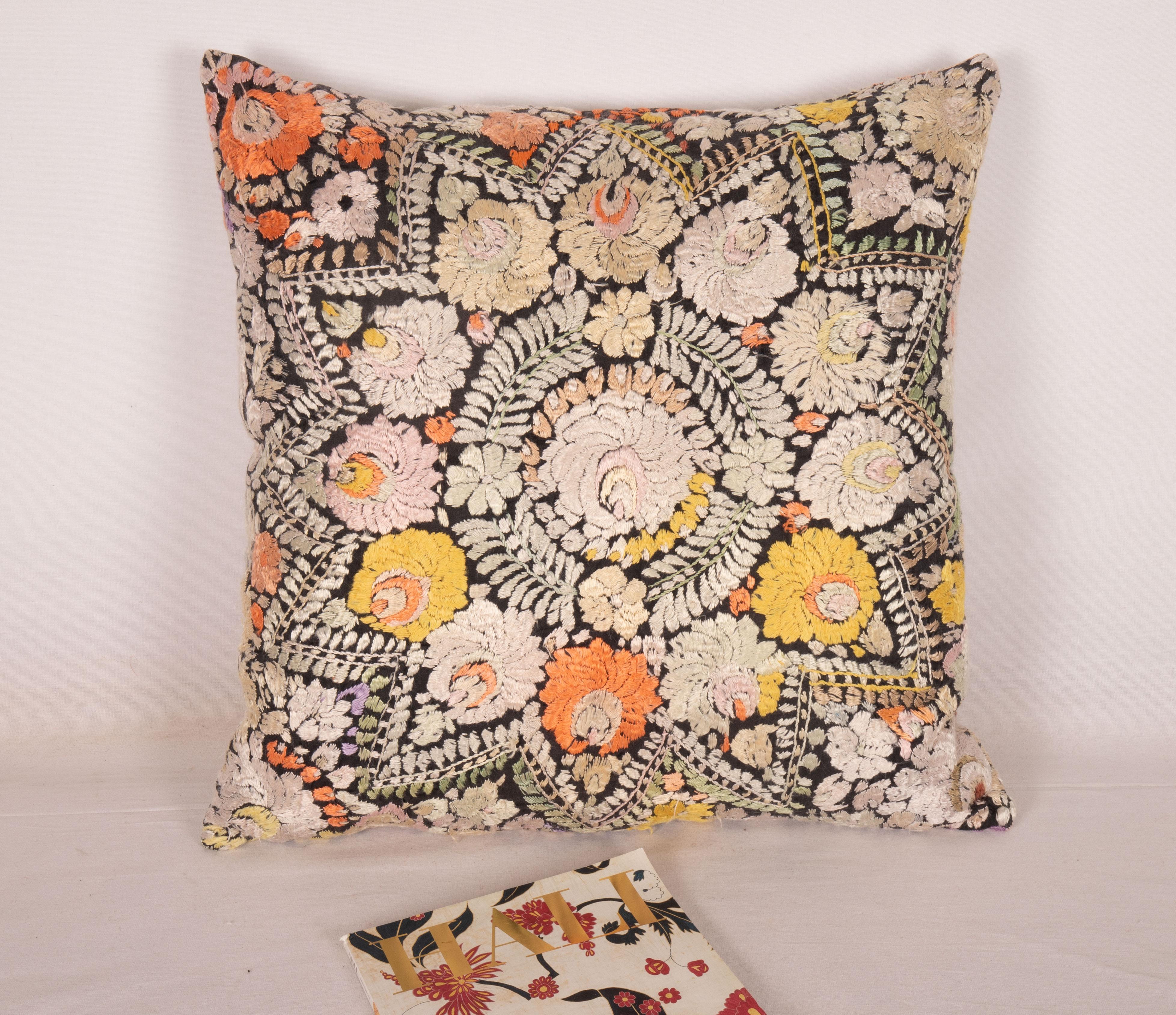 Pillowcase made from a Matyo Embroidery, Hungary, early 20th C. In Good Condition In Istanbul, TR