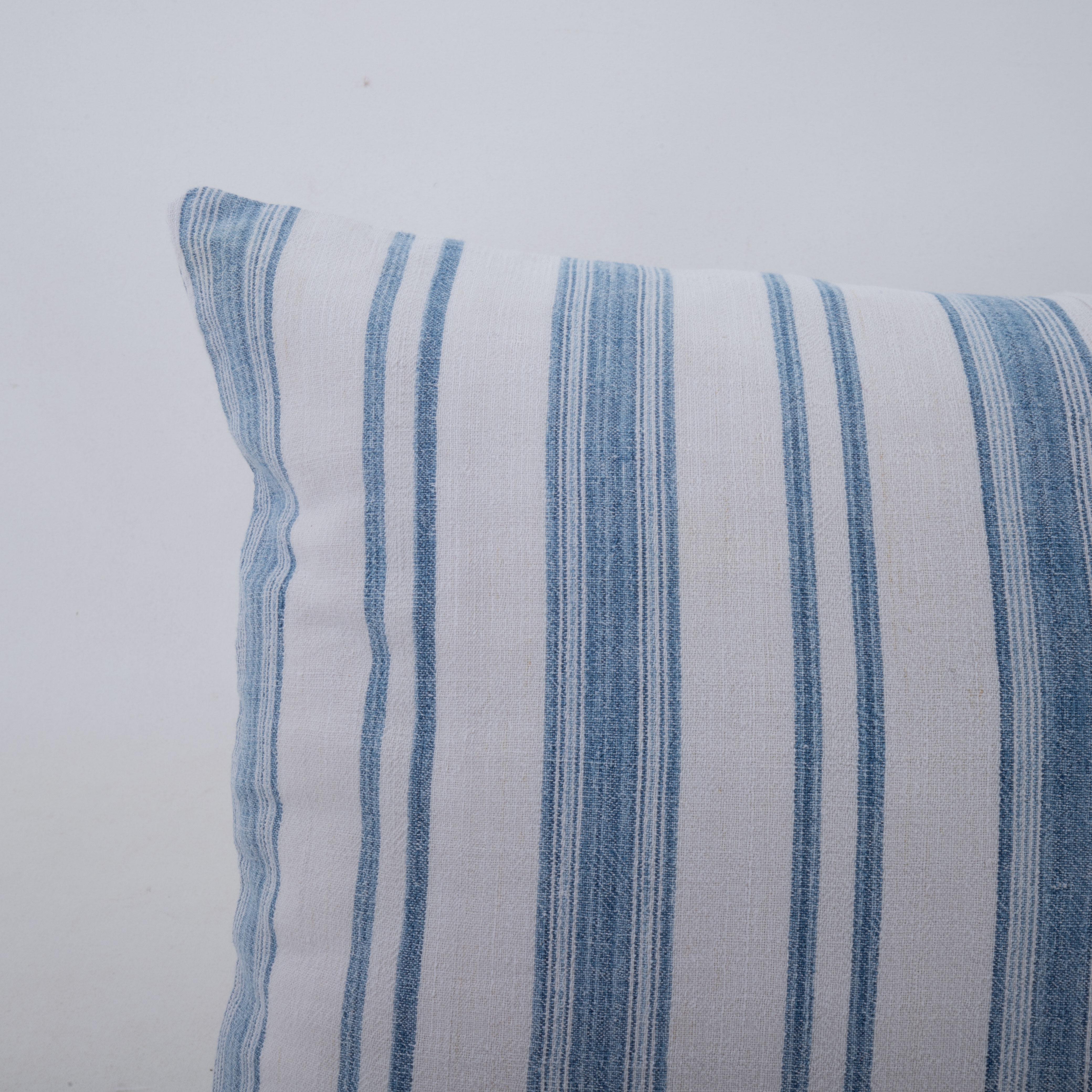 Turc Coussin rustique vintage en coton d'Anatolie tissé en vente