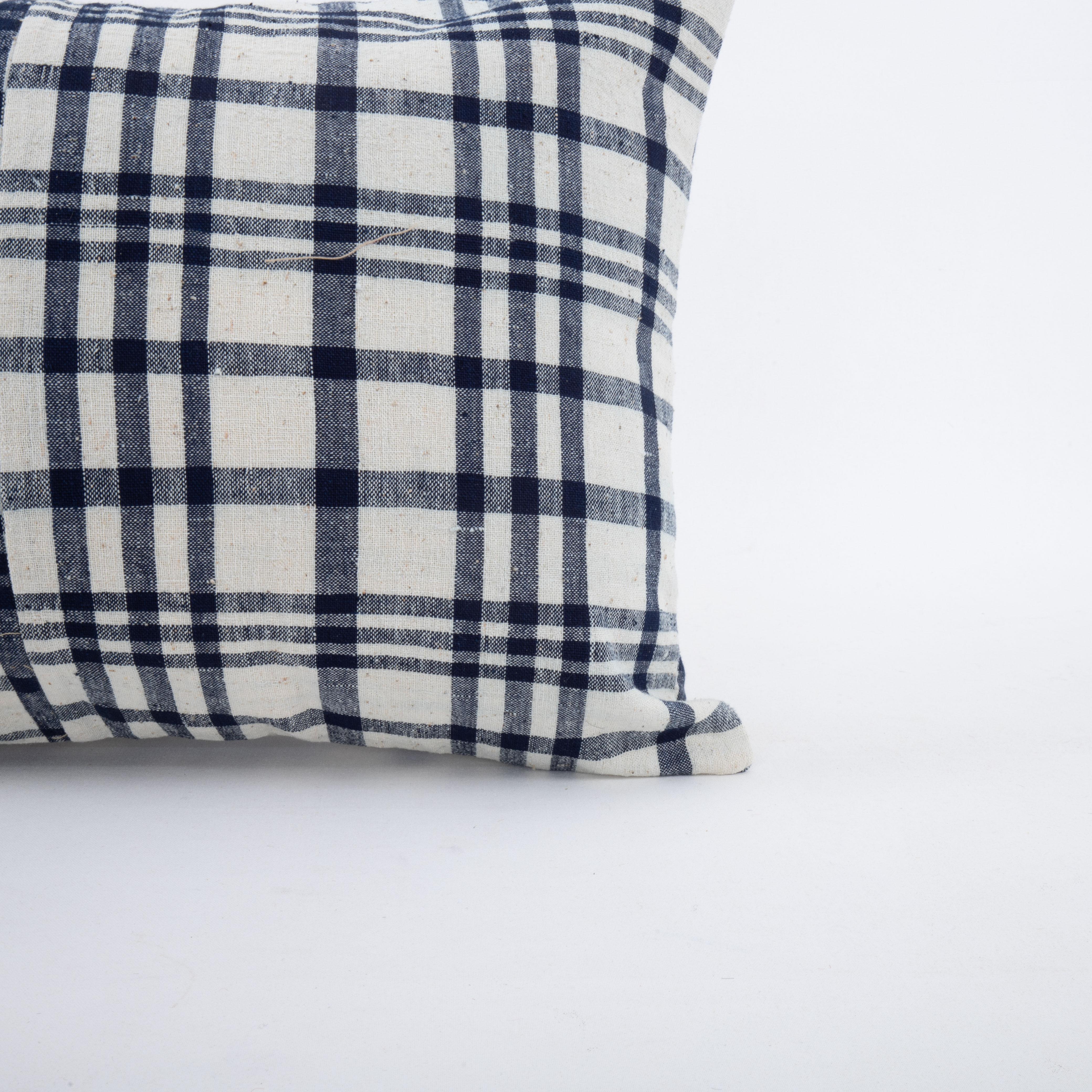 Hand-Woven Pillowcase Made from a Rustic Vintage Anatolian Cotton Weaving For Sale