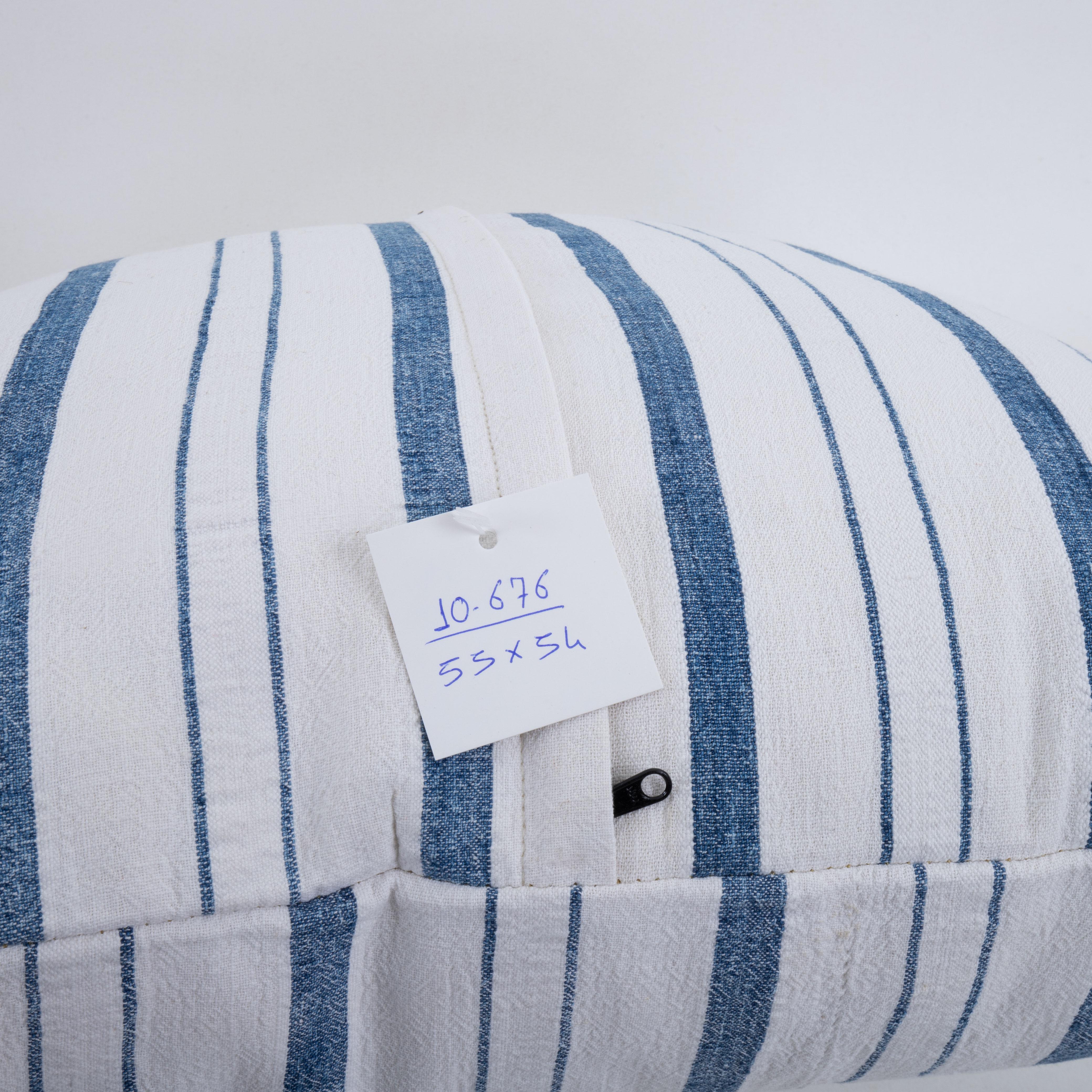 20ième siècle Coussin rustique vintage en coton d'Anatolie tissé en vente