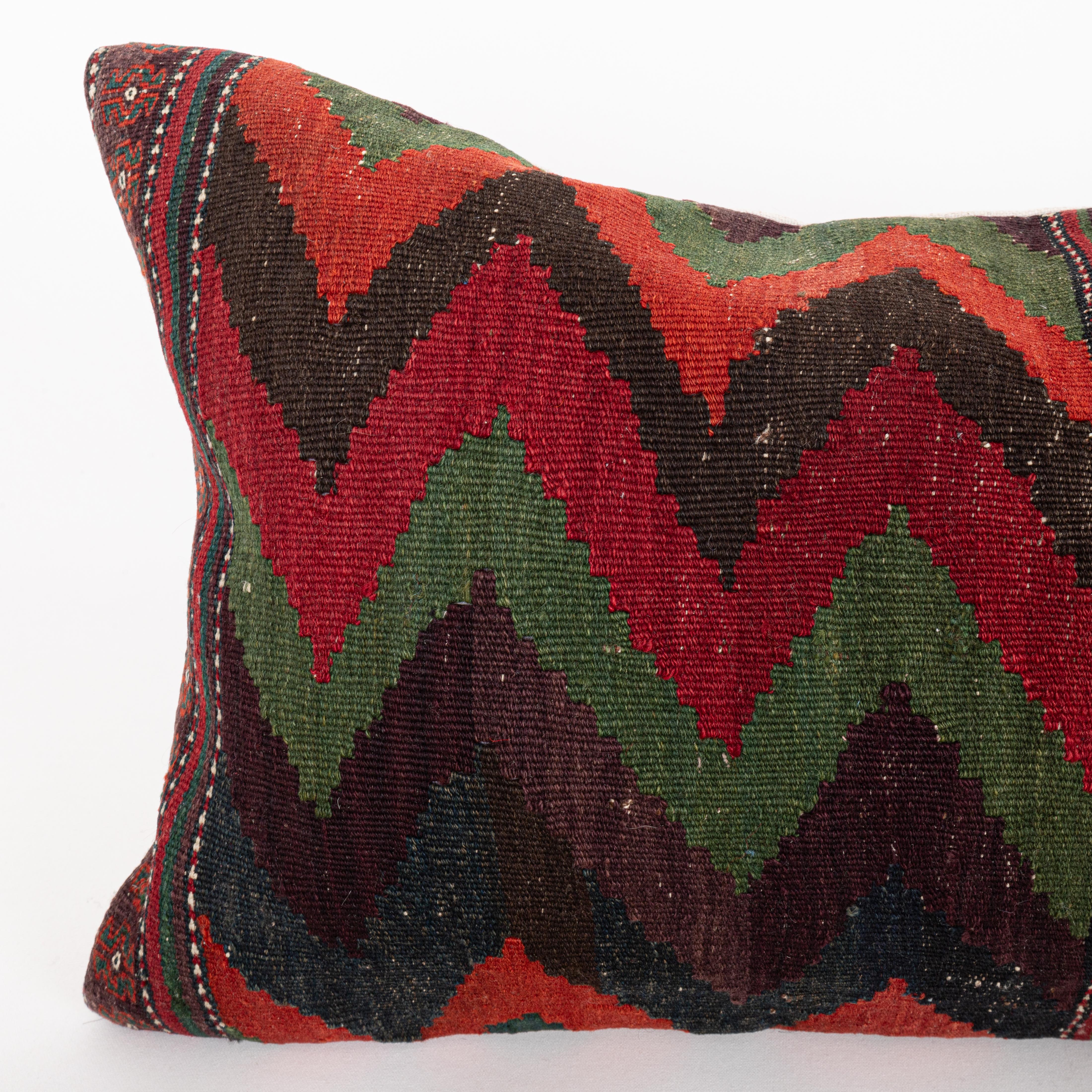 Coussin d'oreiller baluchon afghan ancien Kilim État moyen - En vente à Istanbul, TR