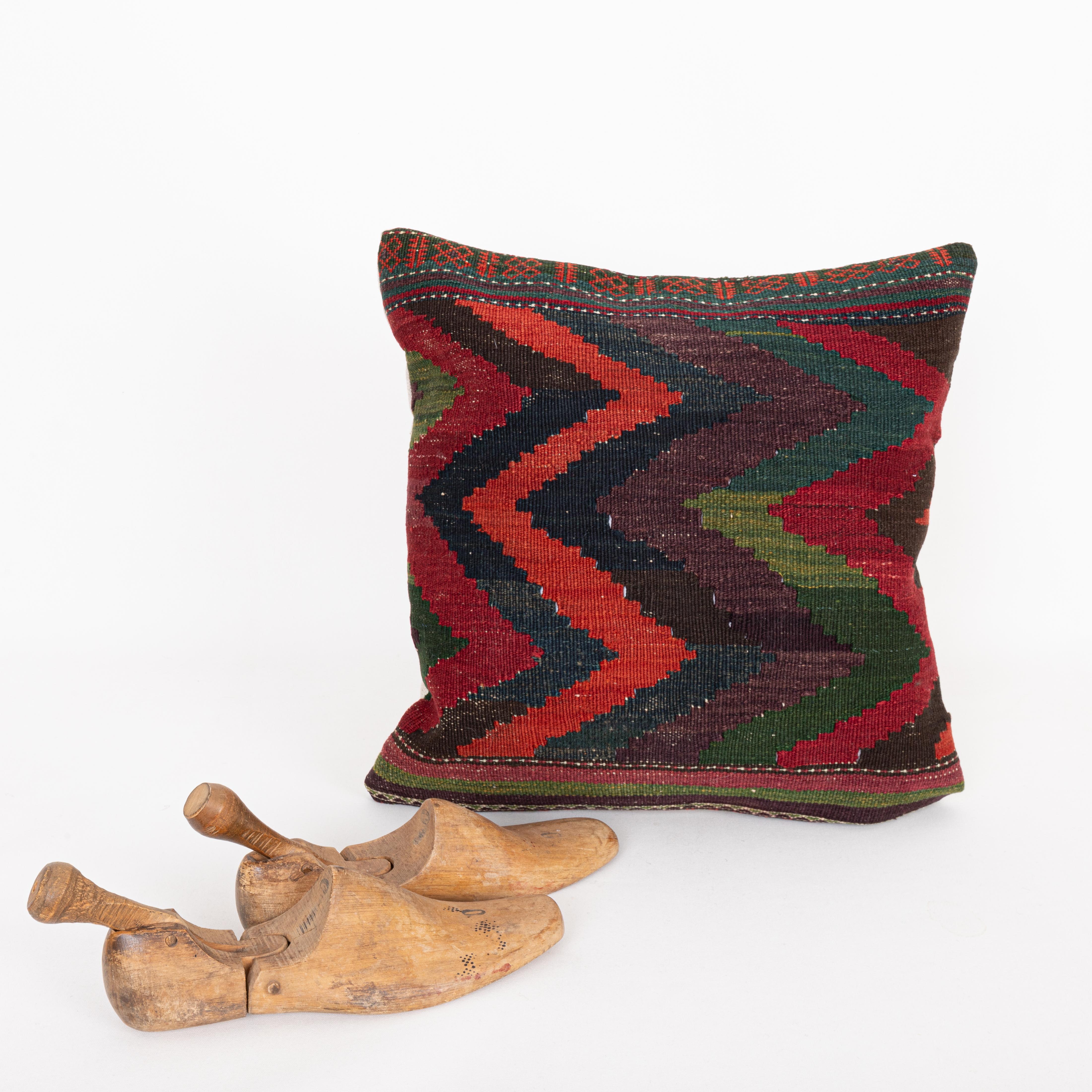 Laine Coussin d'oreiller baluchon afghan ancien Kilim en vente