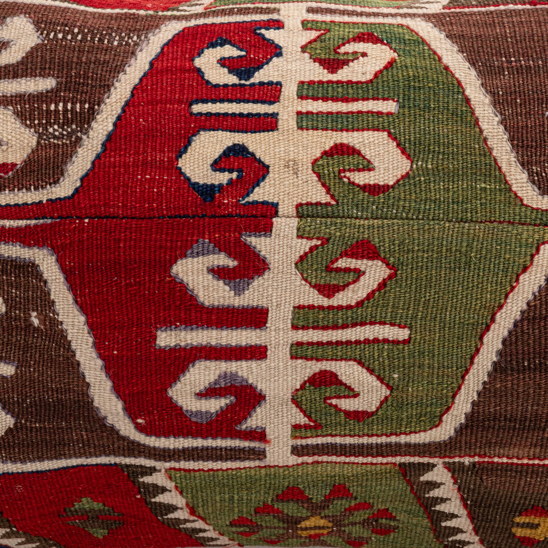 Turco Federa ricavata da un antico kilim anatolico, inizio XX secolo. in vendita