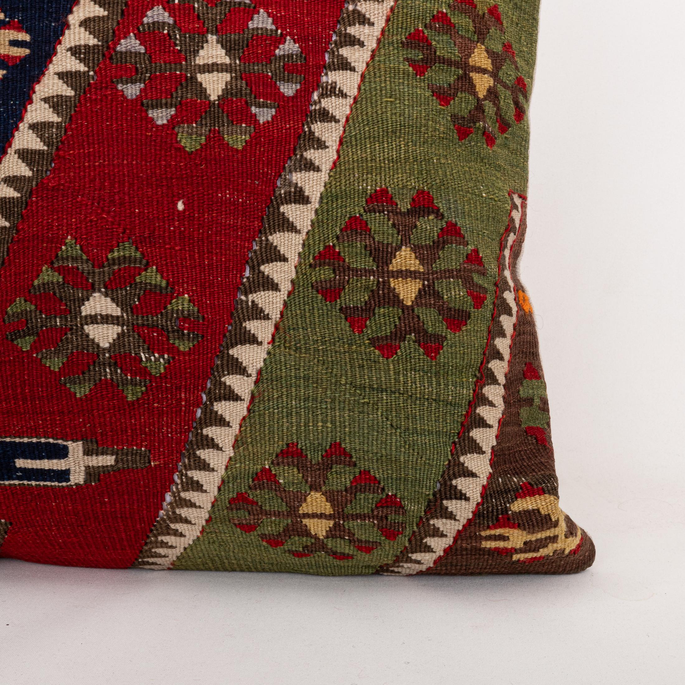 Turco Federa ricavata da un antico kilim anatolico, inizio XX secolo. in vendita