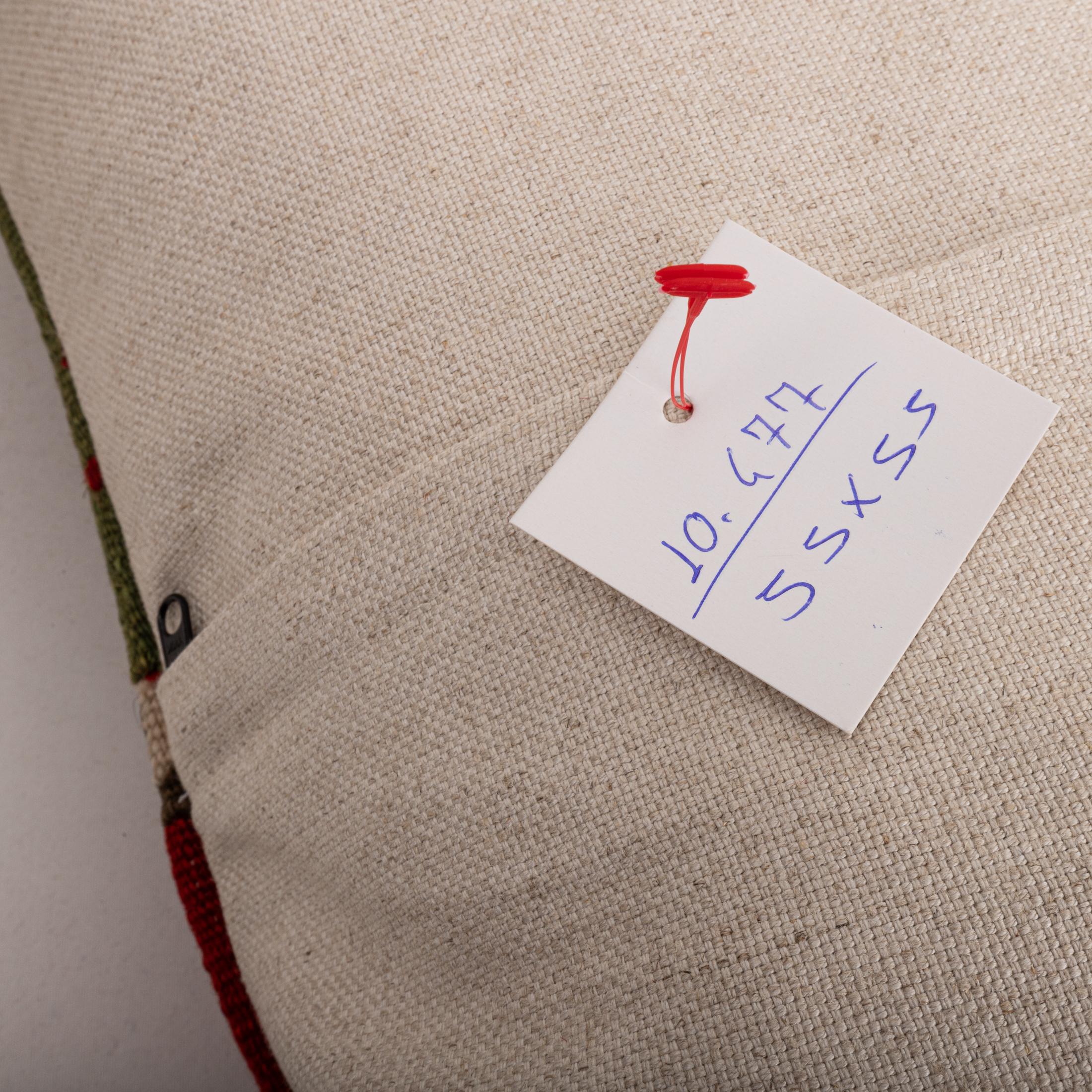 Federa ricavata da un antico kilim anatolico, inizio XX secolo. in vendita 1
