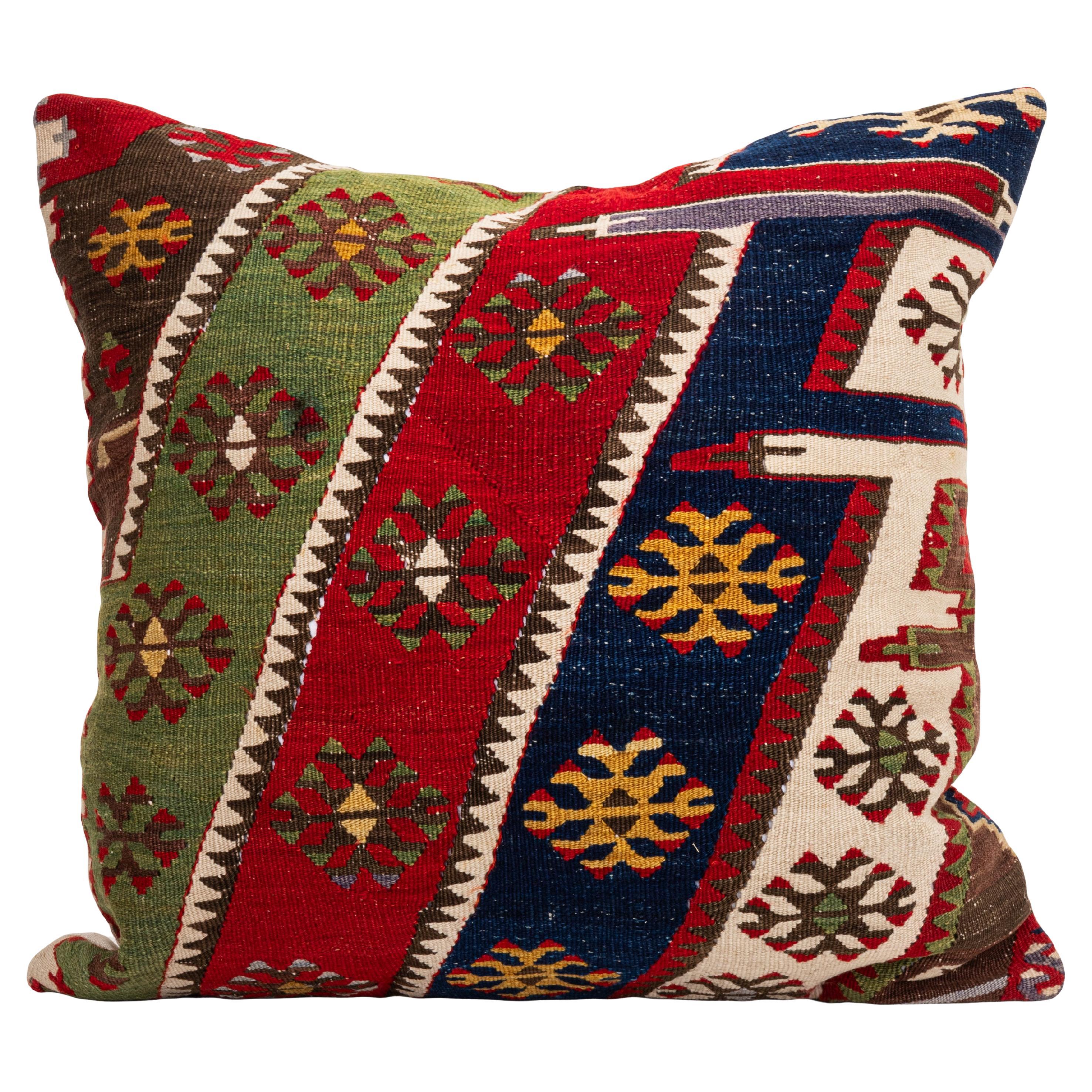 Federa ricavata da un antico kilim anatolico, inizio XX secolo.