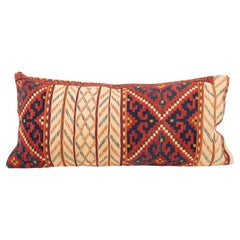 Kopfkissenbezug aus einem antiken zentralasiatischen Kelim