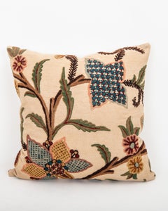 Federa realizzata con un antico ricamo Crewel, Inghilterra