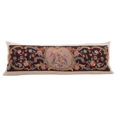 Funda de almohada confeccionada a partir de un antiguo bordado europeo, finales del siglo XX.