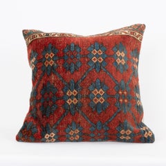 Kissen aus einem antiken Kirgise-Teppich, Kirgise, Zentralasien