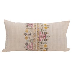 Funda de almohada hecha con un bordado otomano antiguo