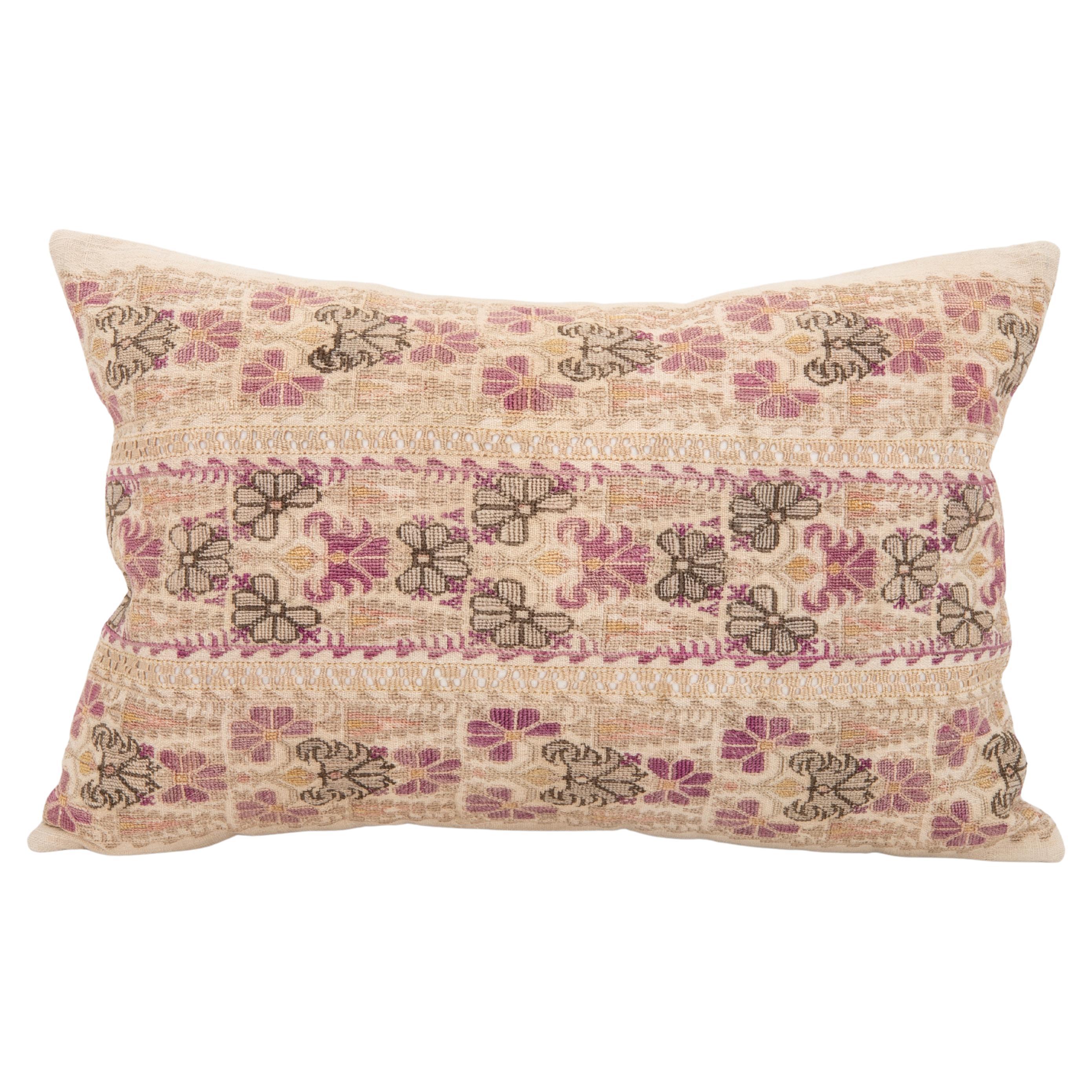 Taie d'oreiller réalisée à partir d'une ancienne broderie grecque ottomane, Turquie