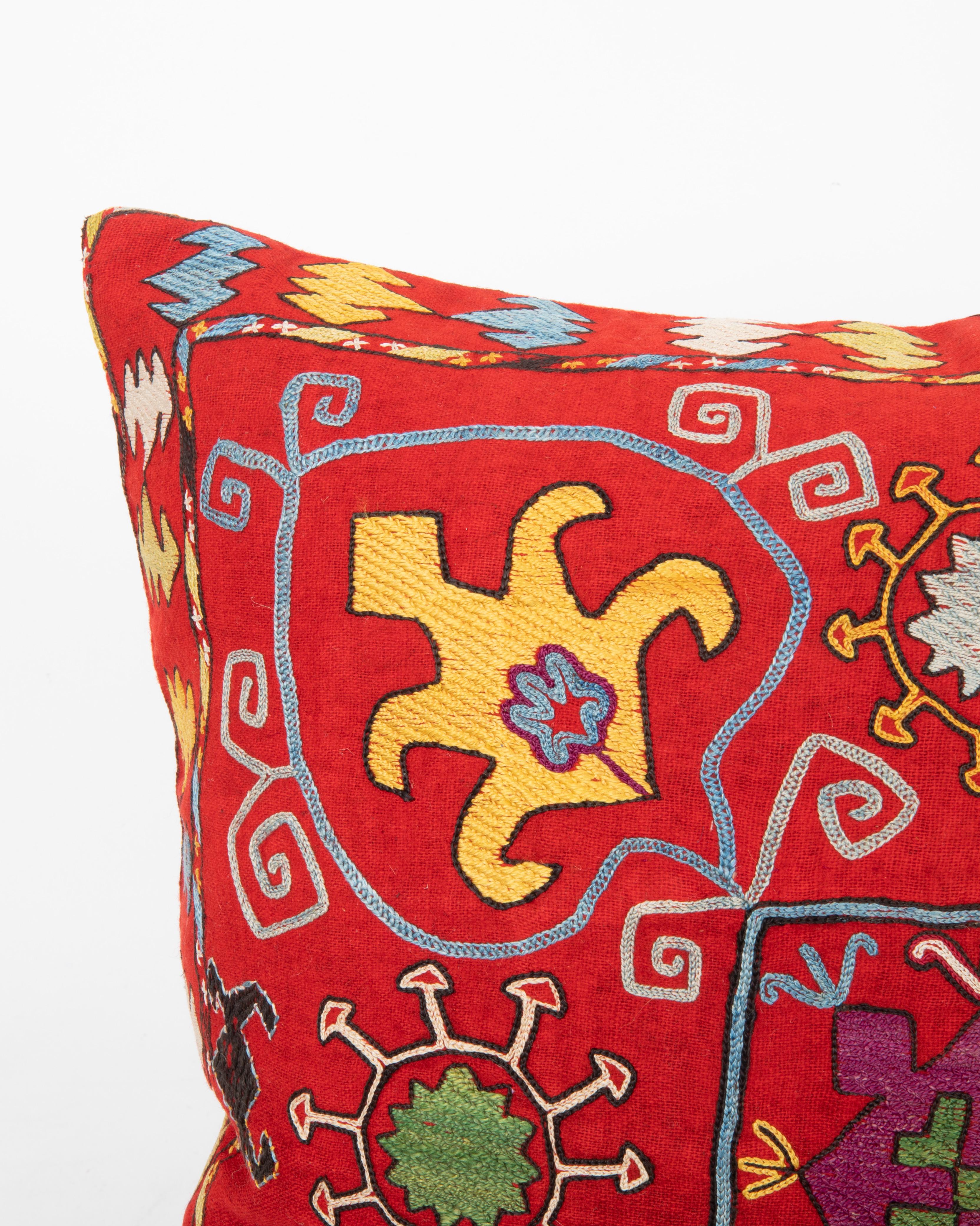 Uzbeko Federa ricavata da un'antica borsa Lakai Mirror dell'Uzbekistan, Uzbekistan, XIX secolo. in vendita