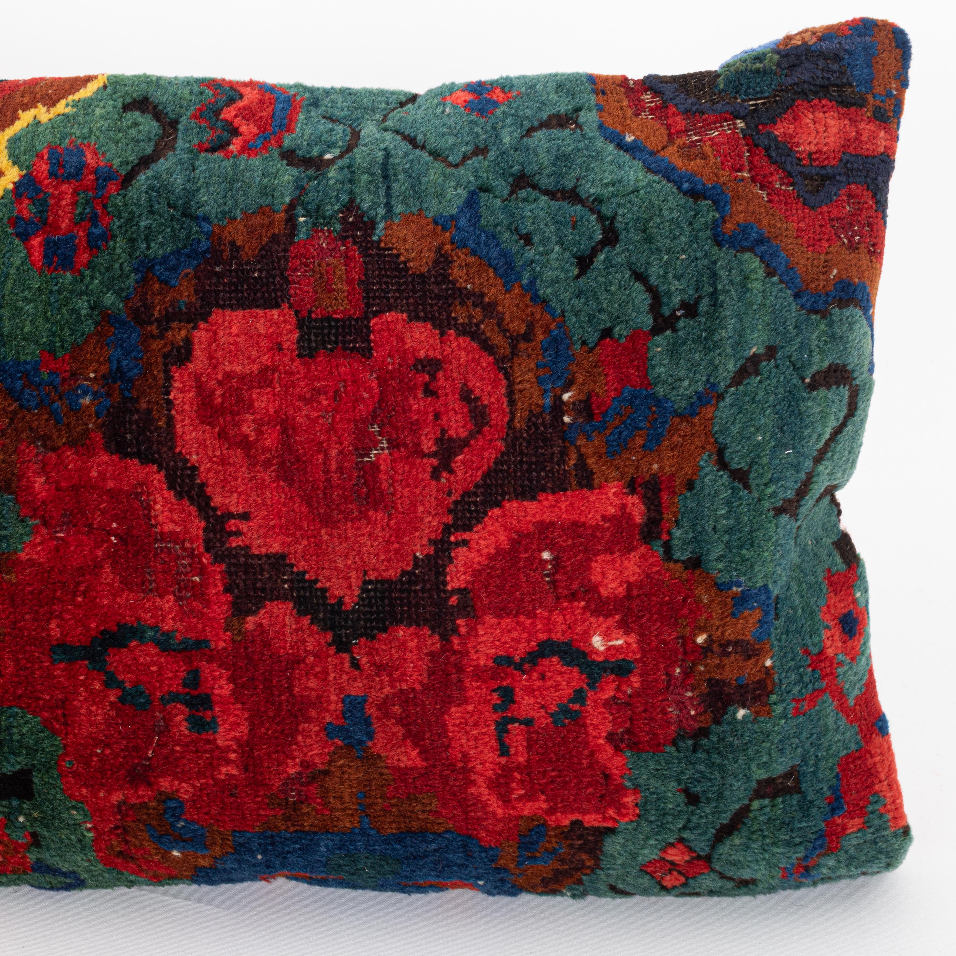Funda de almohada hecha con una alfombra caucásica Seychour de principios del siglo XX Caucásico en venta