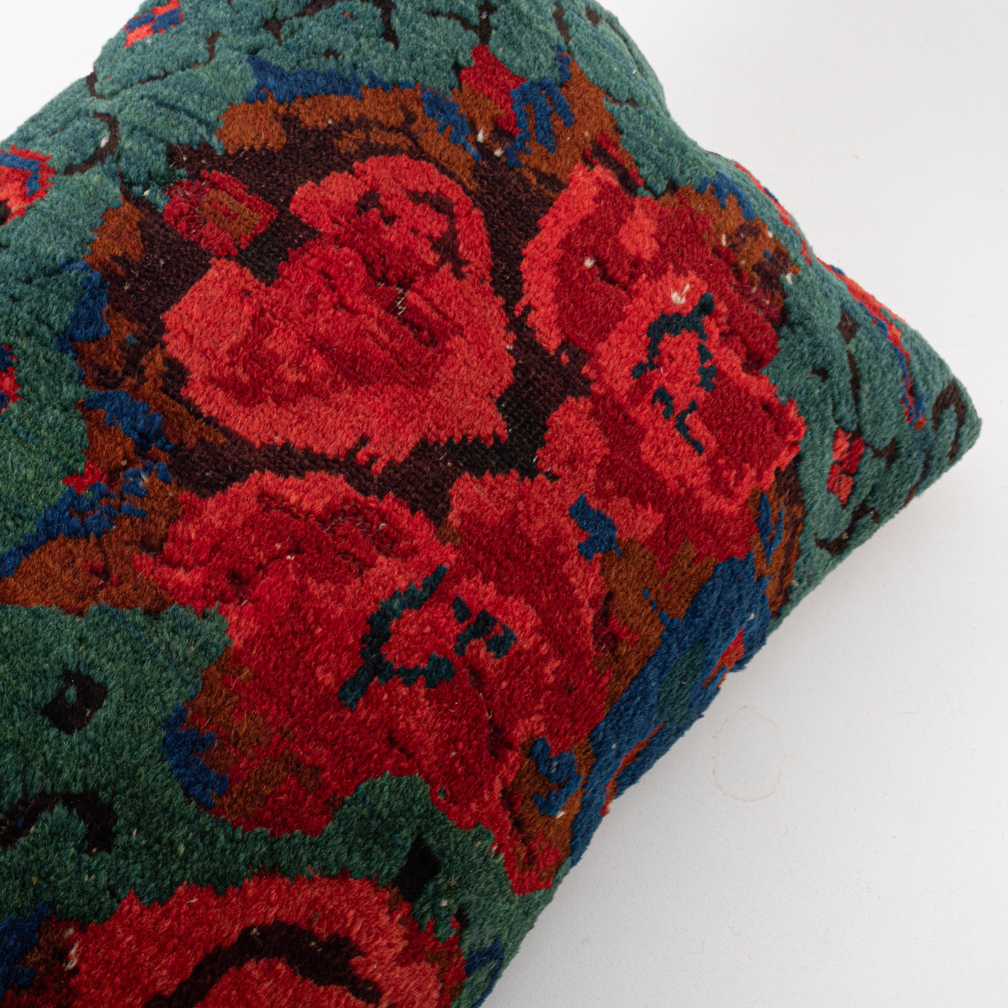 Funda de almohada hecha con una alfombra caucásica Seychour de principios del siglo XX en Bastante bueno estado para la venta en Istanbul, TR