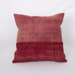 Taie d'oreiller fabriquée à partir d'une "couverture" en perde d'Anatolie orientale, milieu du 20e siècle