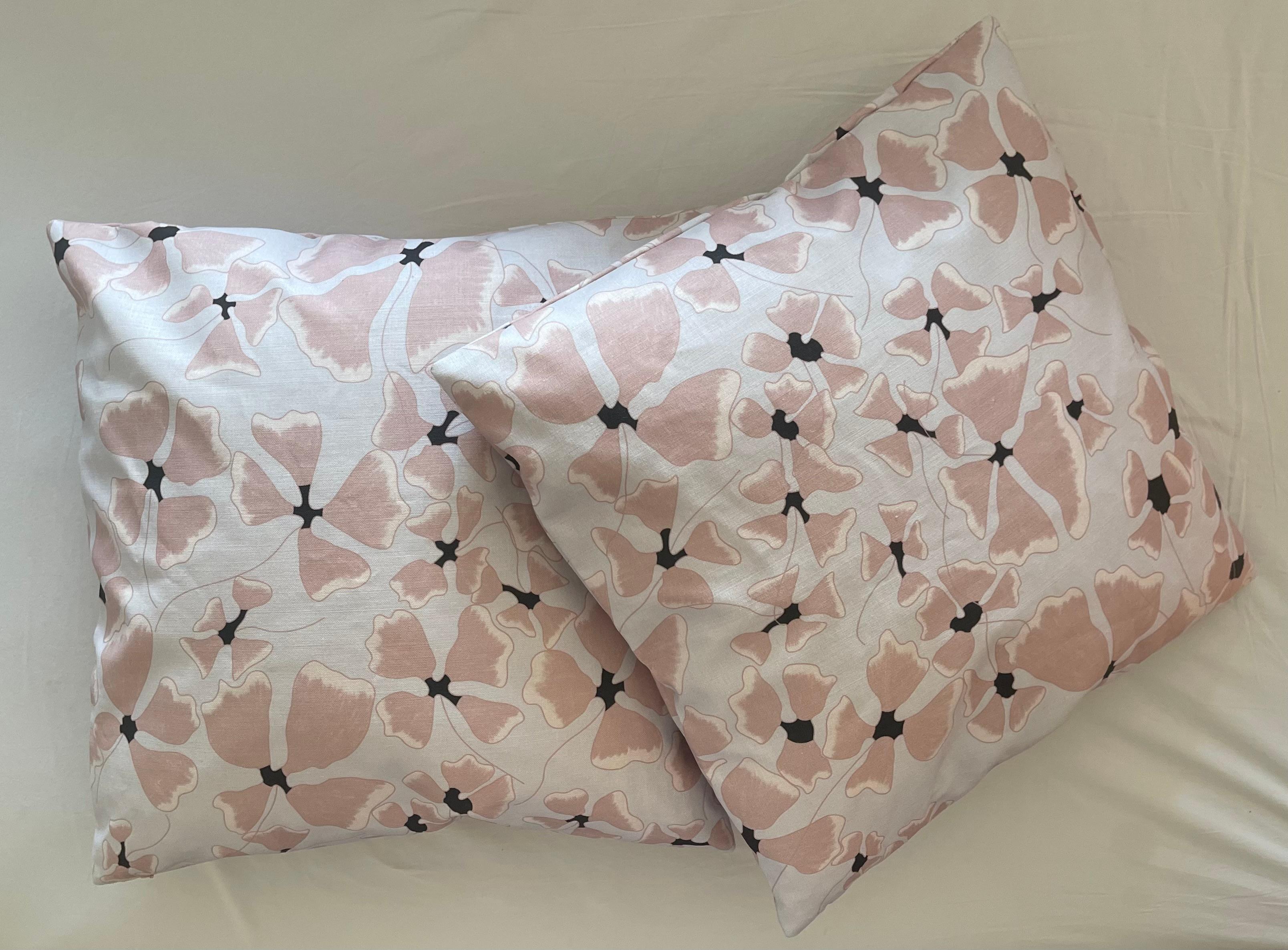 Other Pair of pillows in Francesca Arctic Blush For Sale