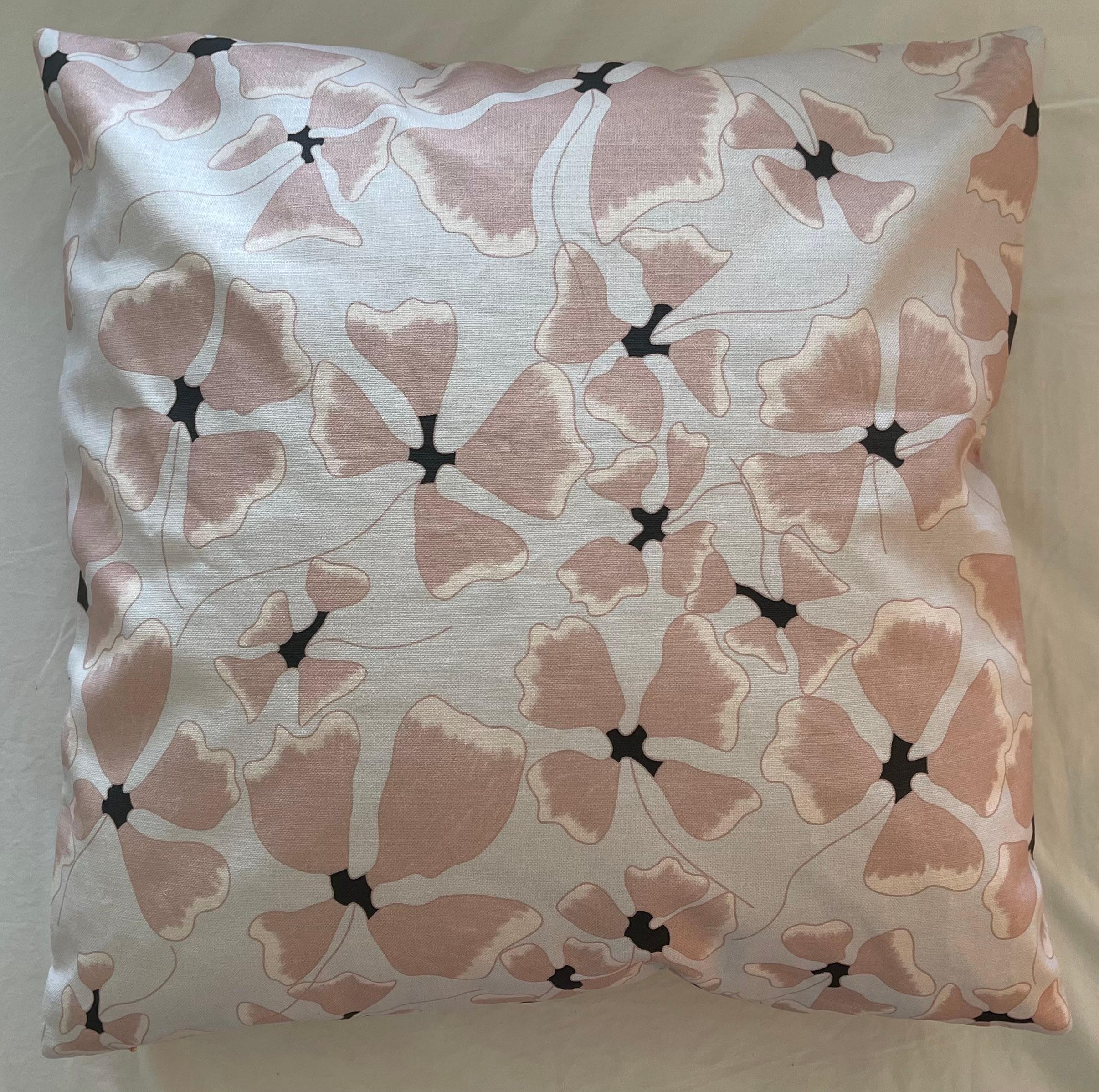 American Pair of pillows in Francesca Arctic Blush For Sale