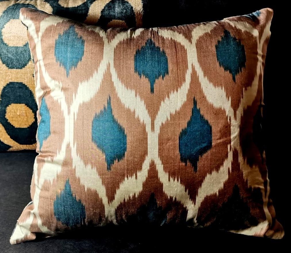 Pillows 'Set.2 Pieces' Handmade in Ikat Fabric Uzbekistan, 1990 3