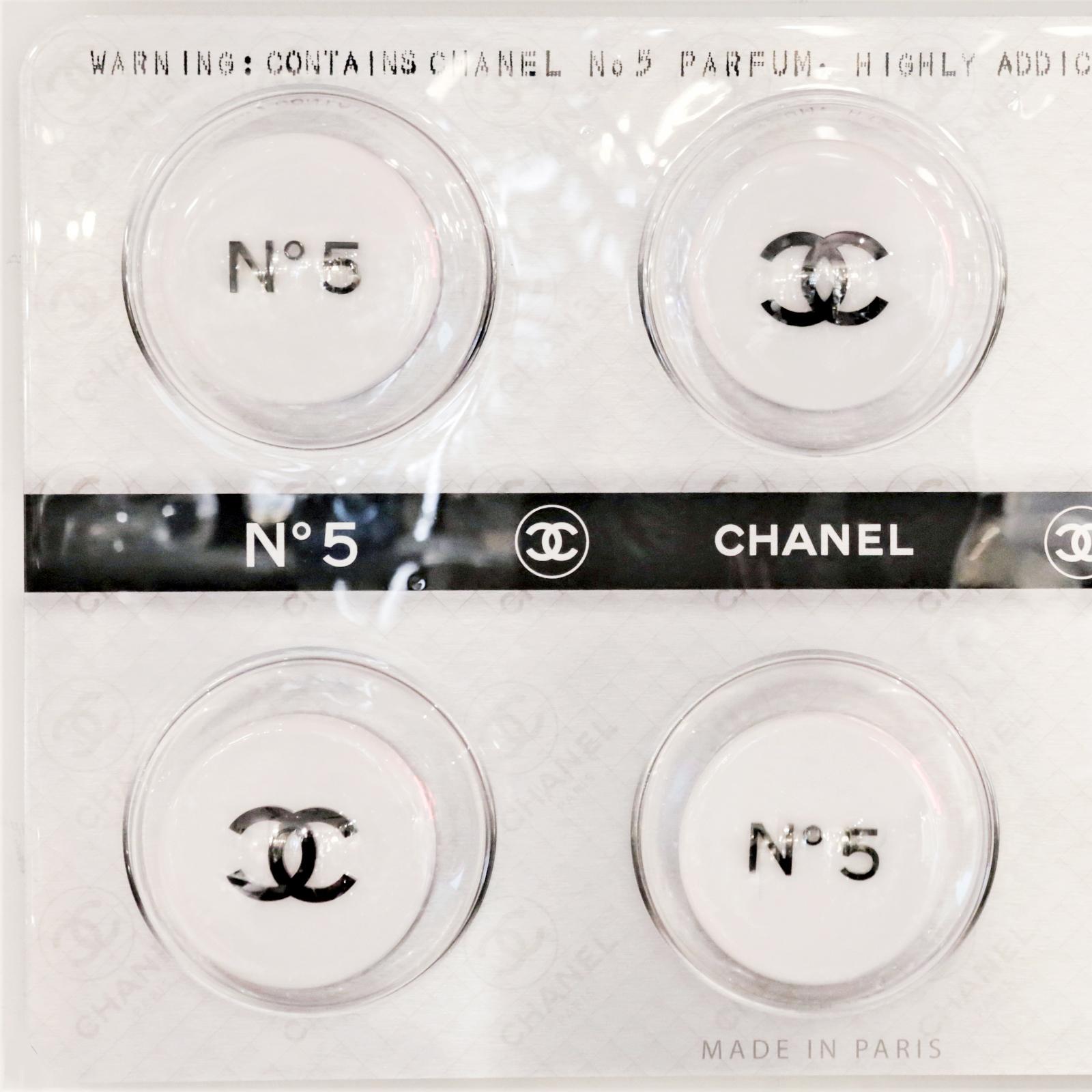 Pillen Chanel White Panel Limitierte Auflage (Niederländisch)