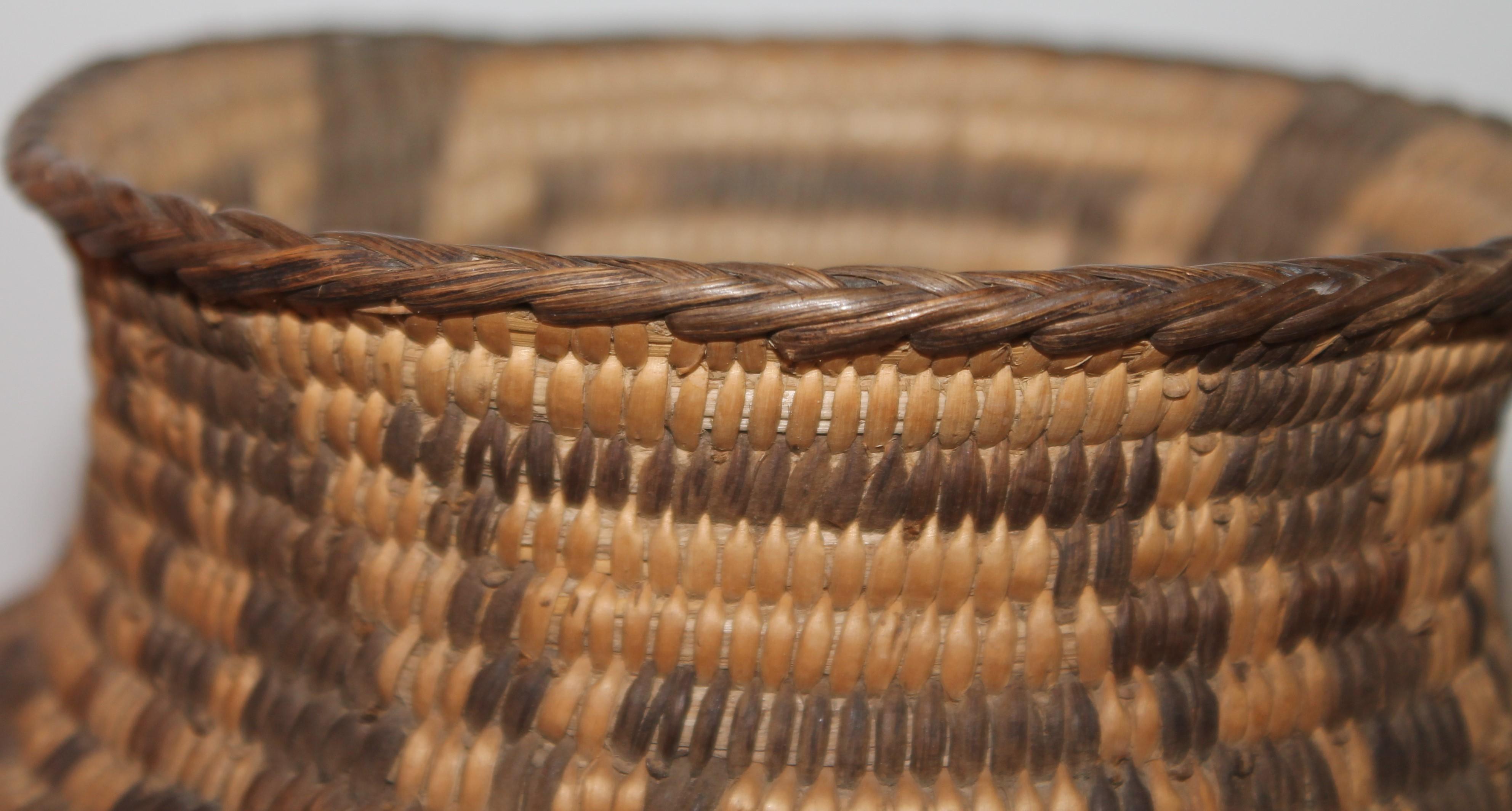 Diese feine Navajo Indianer Hoya Korb in tadellosem Zustand. Diese sind schwer zu finden in einem so guten Zustand.