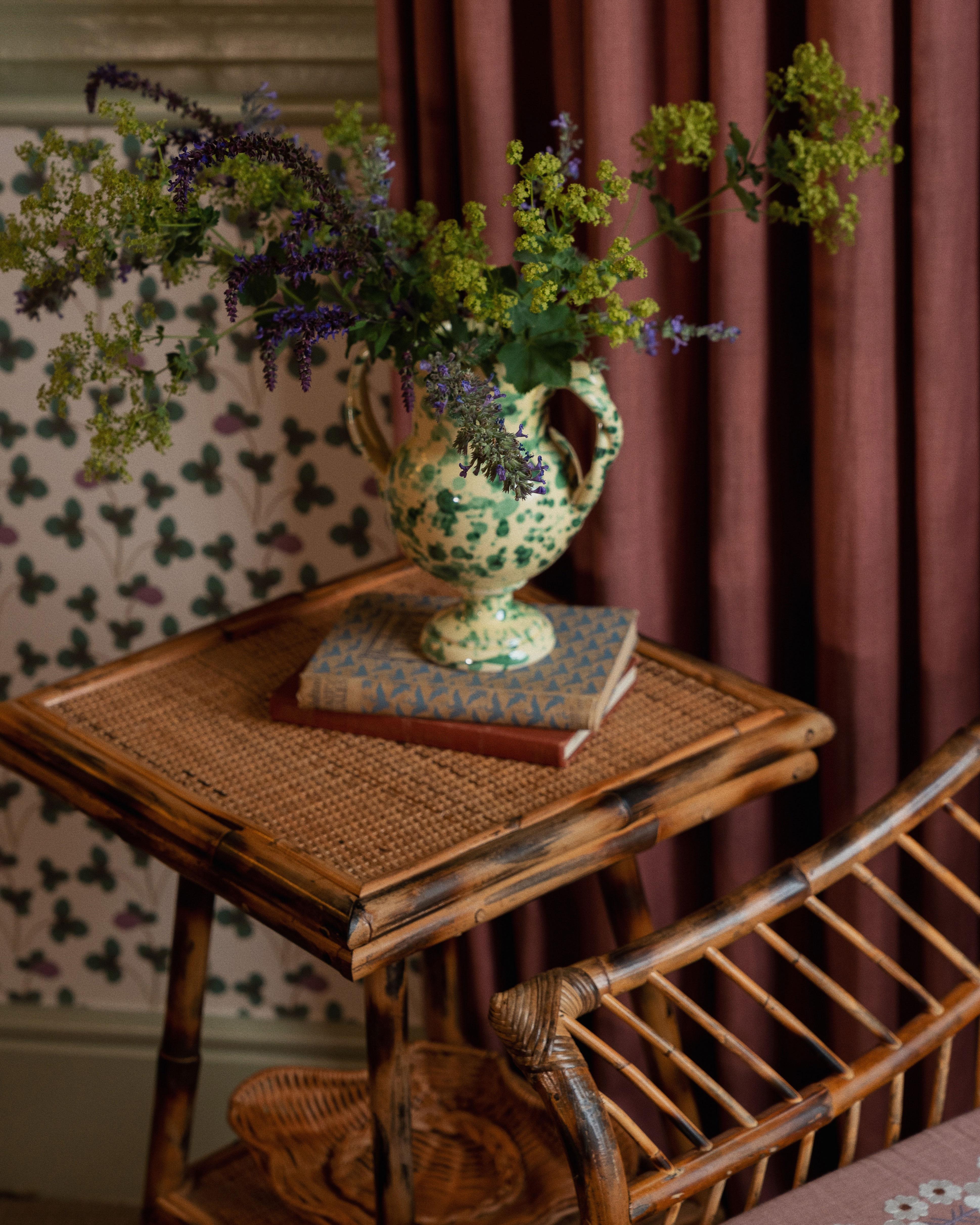 Table d'appoint Pimlico en rotin Honey Nature, Mobilier moderne de Louise Roe 2