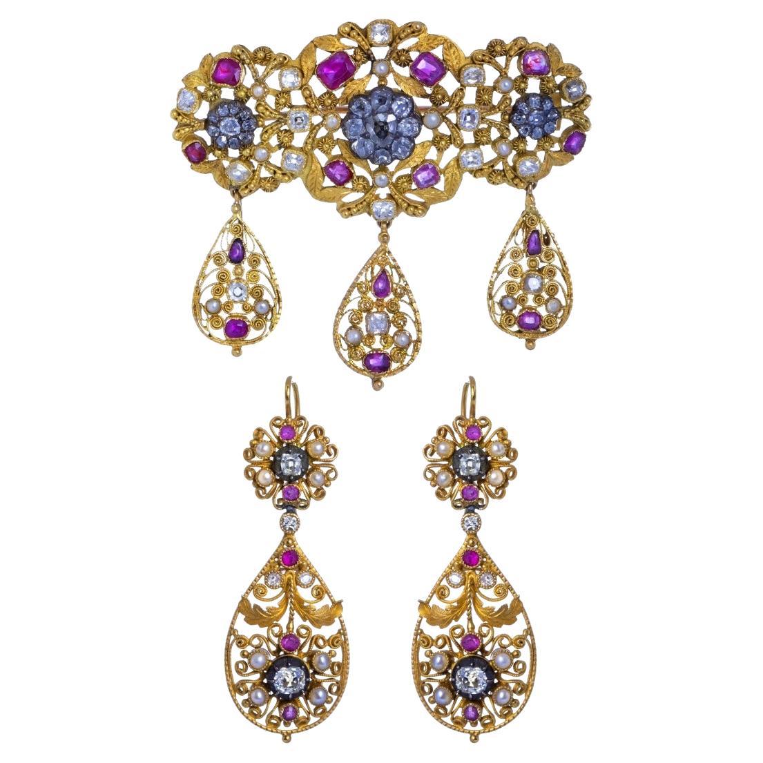 Pin and Pair of Italian Gold Earrings, 19th Century
