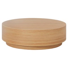 “Pin” Round coffee table in natural wood