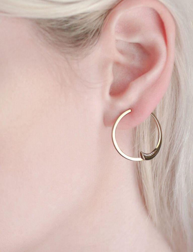 PIN WHEEL HOOP EARRINGS (Large) – Diamond & 18K Gold In New Condition For Sale In London, GB