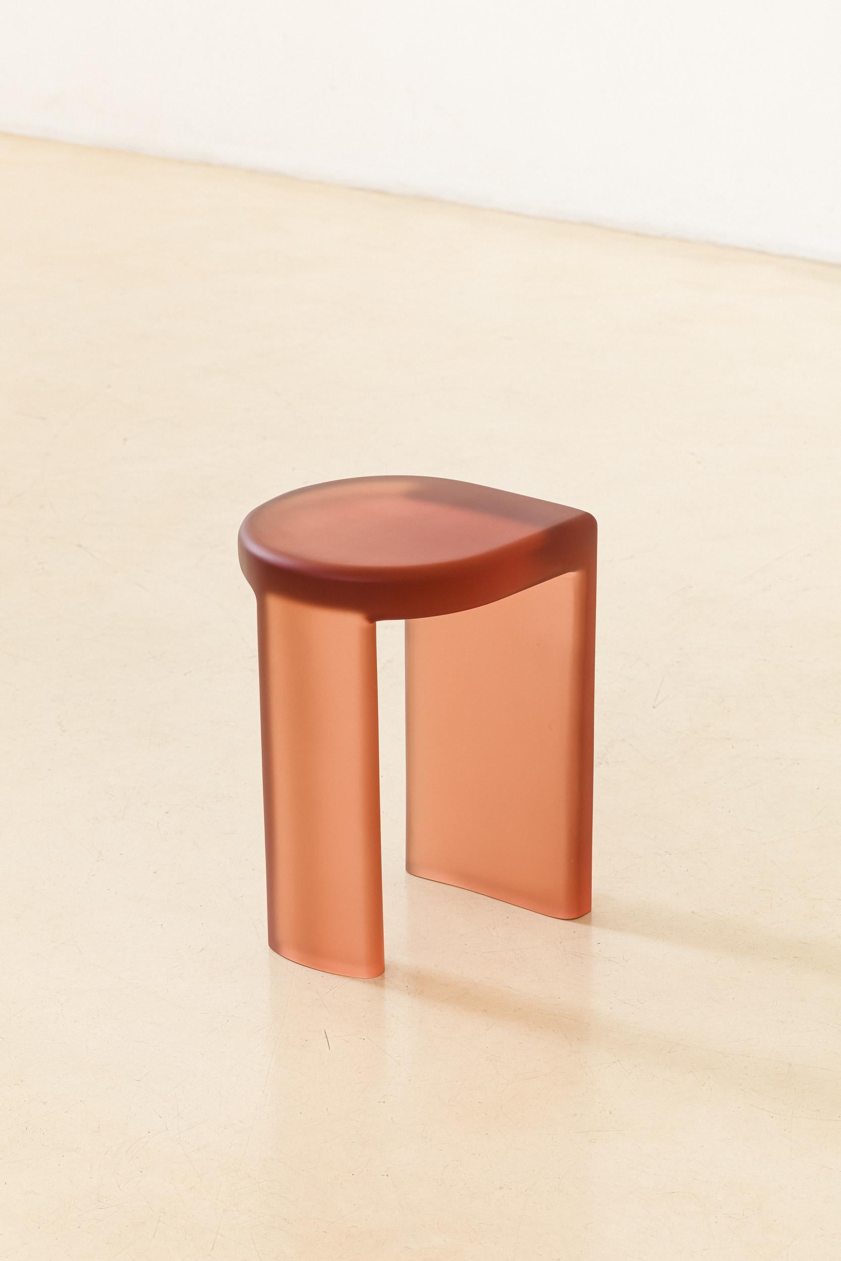 Pina Beistelltisch von Lucas Recchia, Brazilian Contemporary, 2023 im Zustand „Neu“ im Angebot in New York, NY