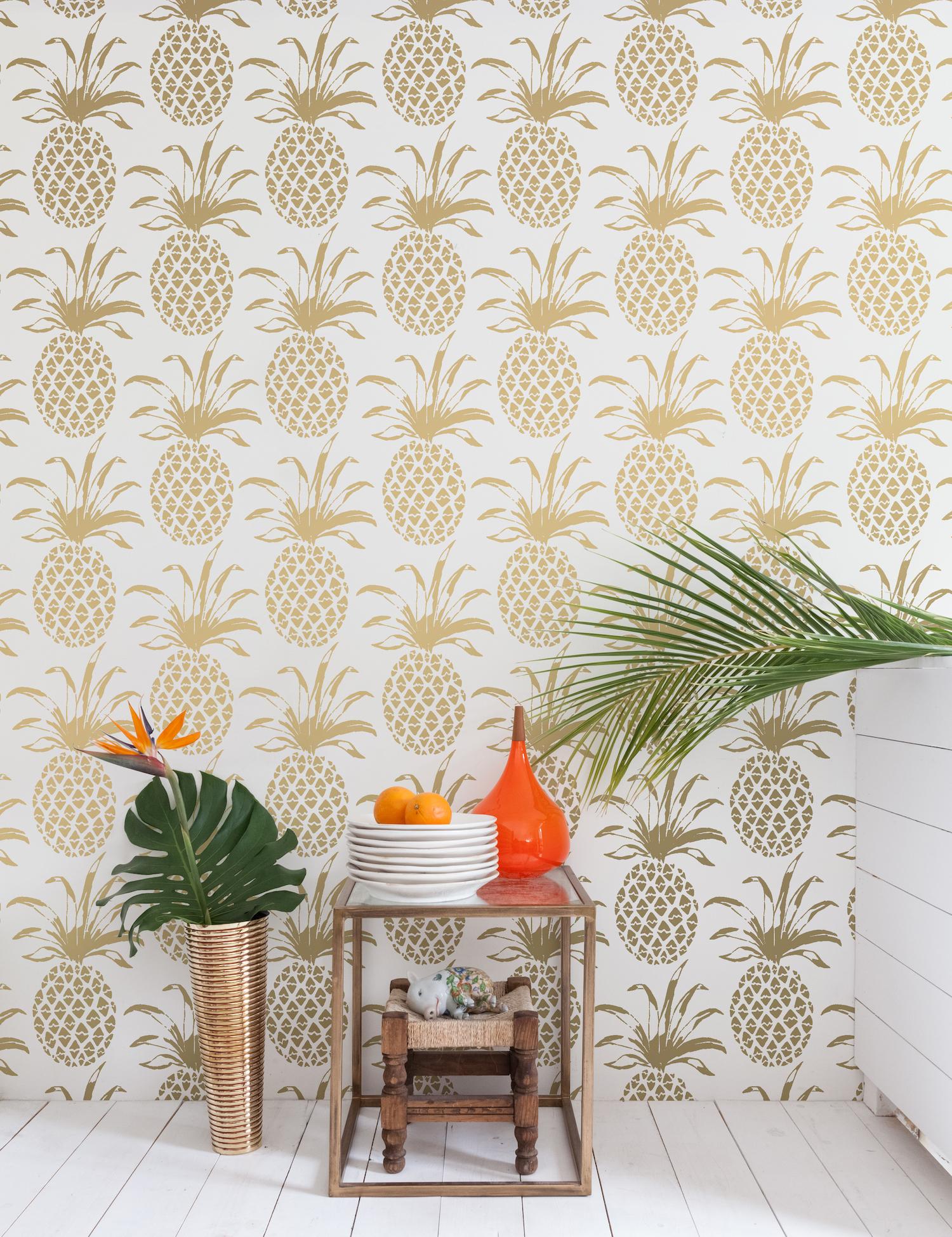 There's no better way to say welcome than with our pineapple wallpaper!
 
Samples are available for $18 including US shipping, please message us to purchase.  

Printing: Screen-printed by hand (minimum order and setup fees apply).
Material: