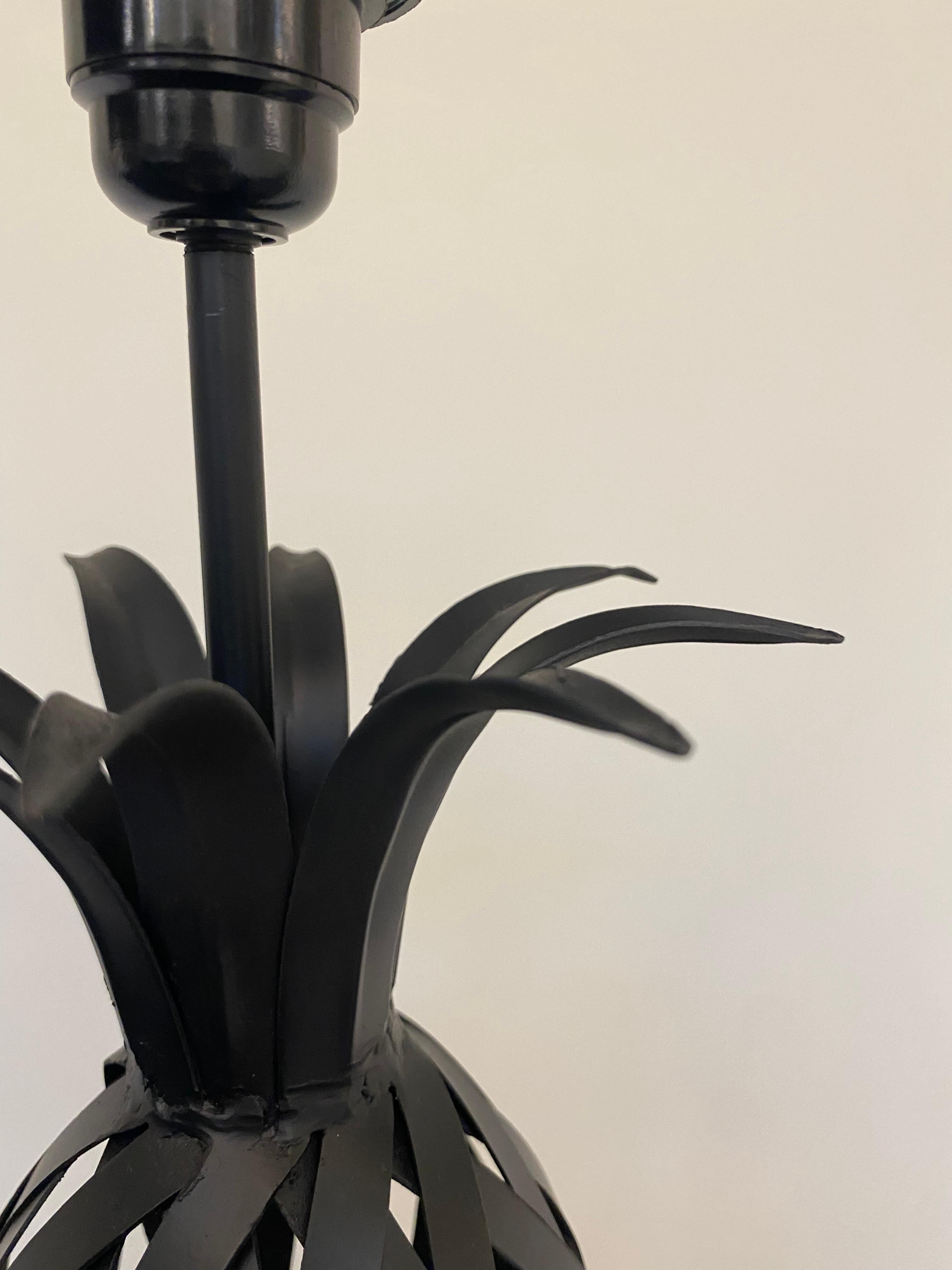20th Century Pinapple table lamp For Sale